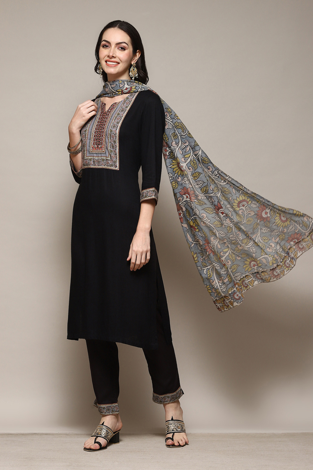 Charcoal LIVA Straight Kurta Slim Pant Suit Set image number 7