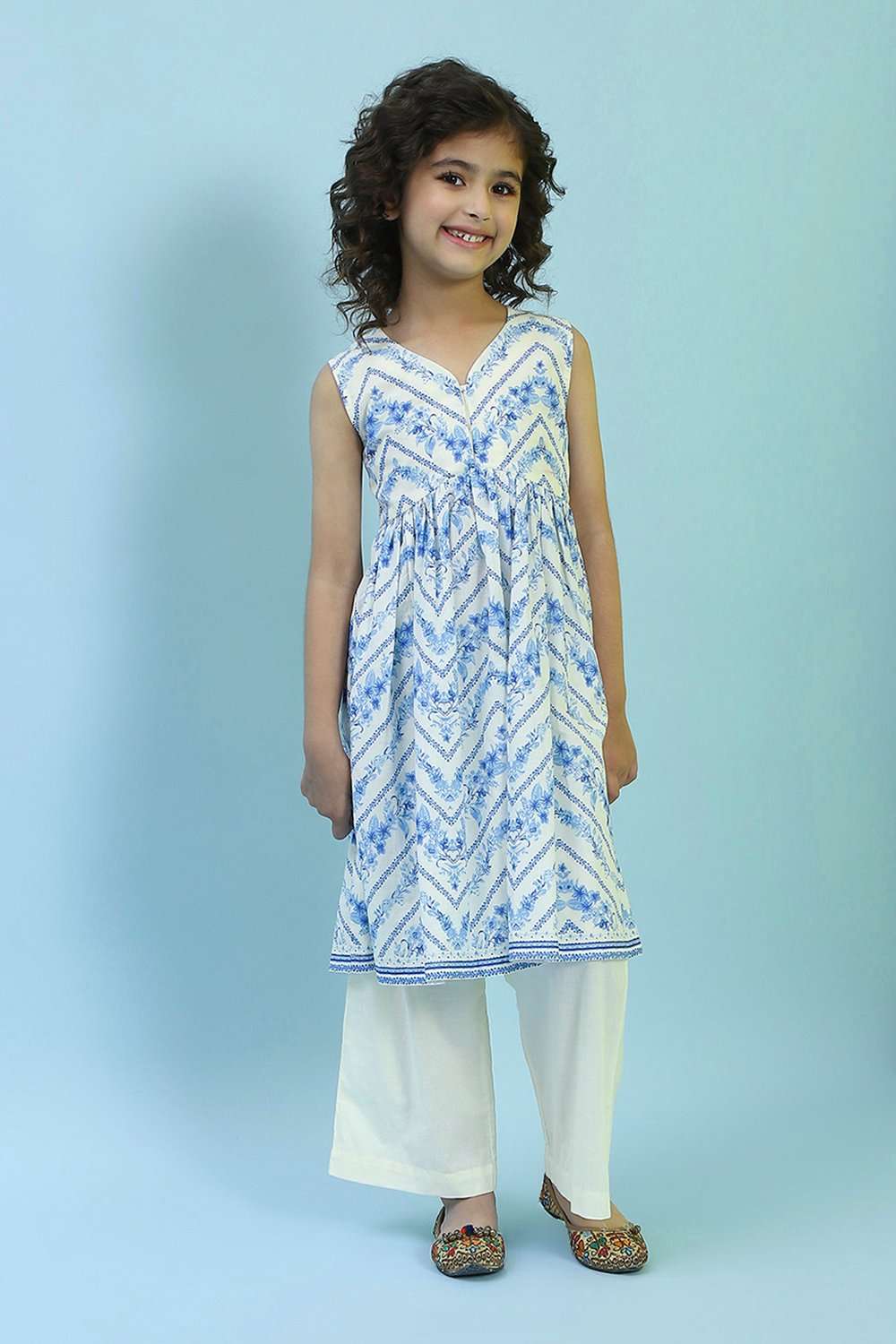 Cream Cotton Gathered Suit Set image number 6