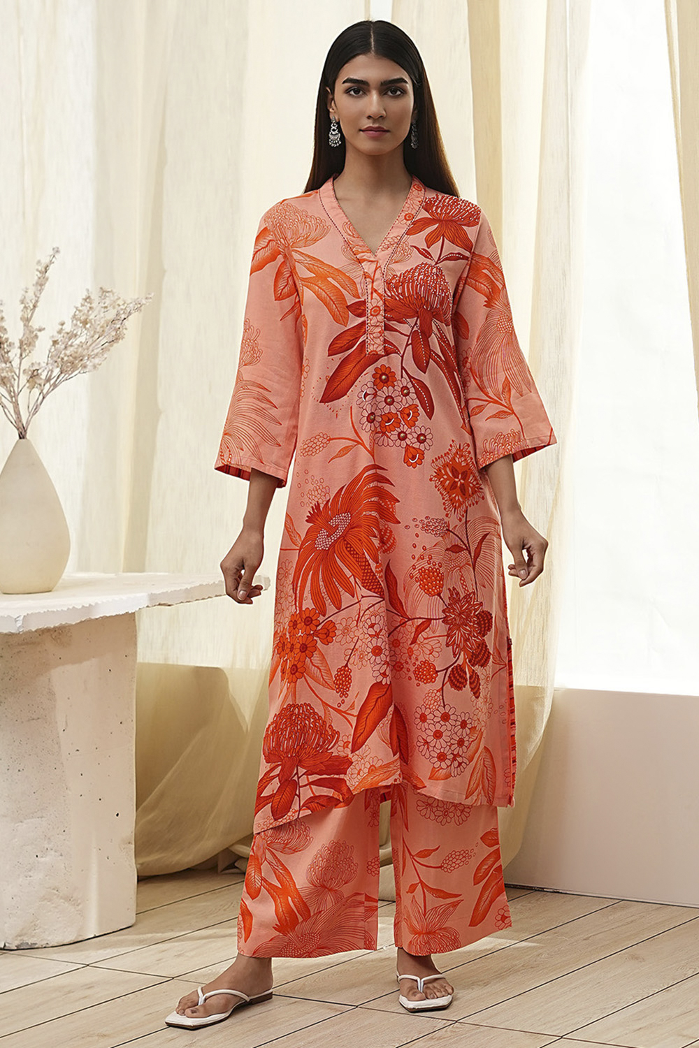 Peach-Colored Floral Straight Kurta Set image number 6