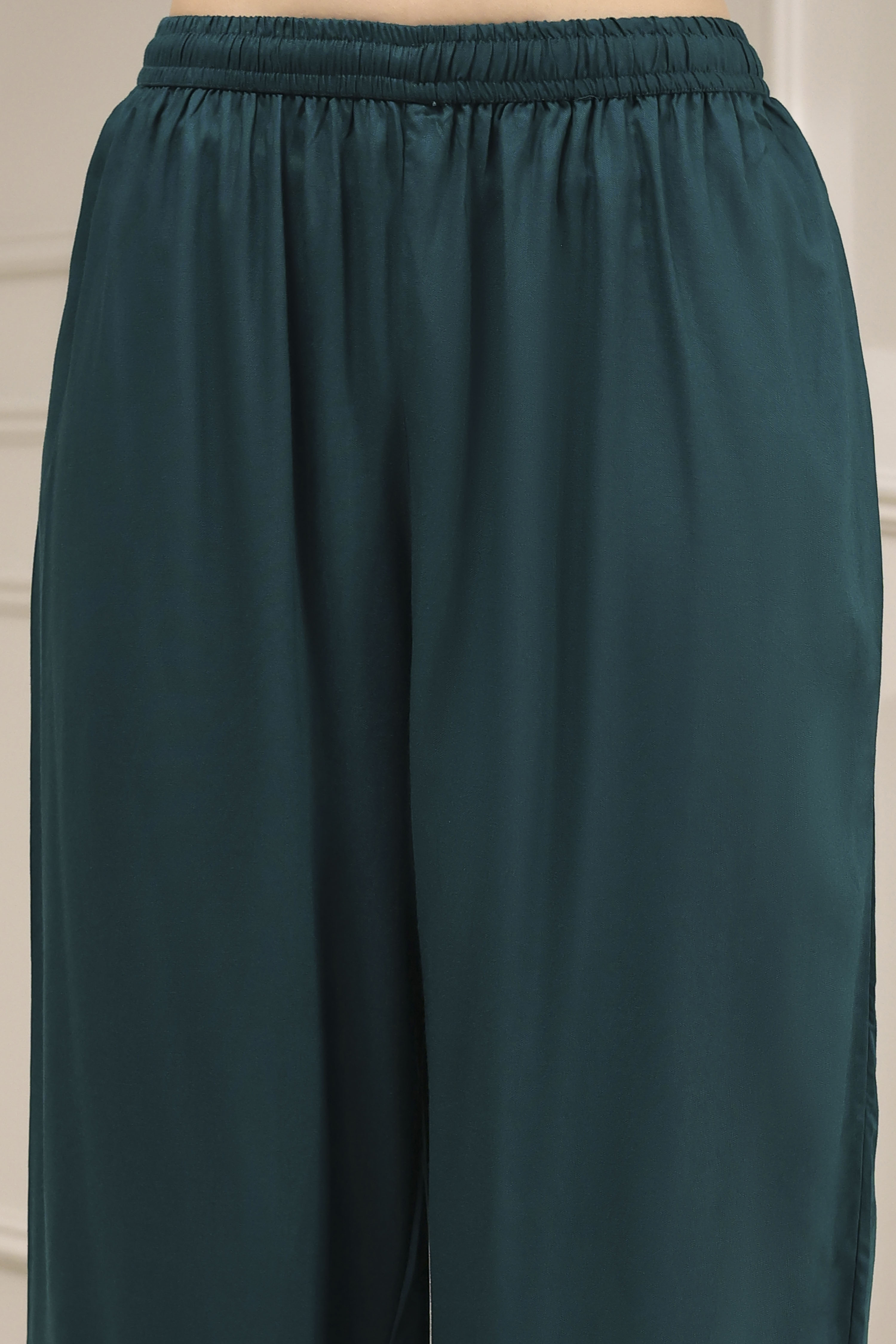 Green Striped Straight Suit Set image number 2