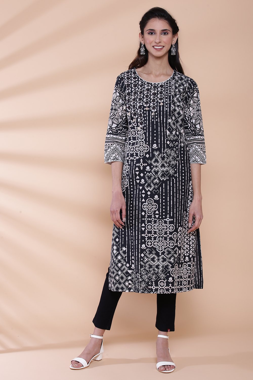 Black Cotton Straight Printed Kurta image number 0