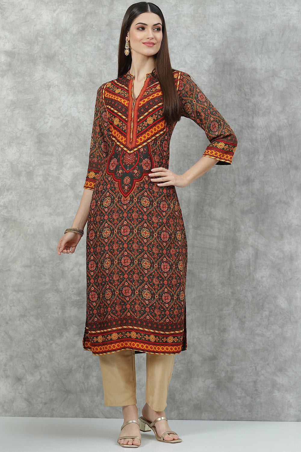 Rust Bottle Green Rayon Straight Printed Kurta image number 5