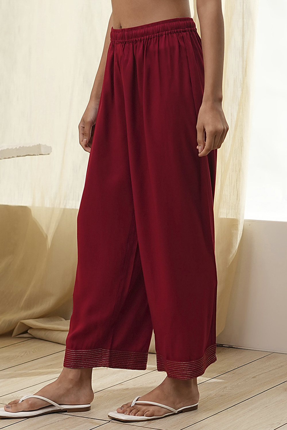 Red Solid Straight Palazzos image number 2
