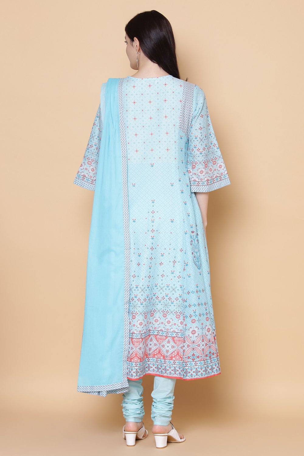 Turquoise Cotton Kalidar Kurta Churidar Suit Set image number 9