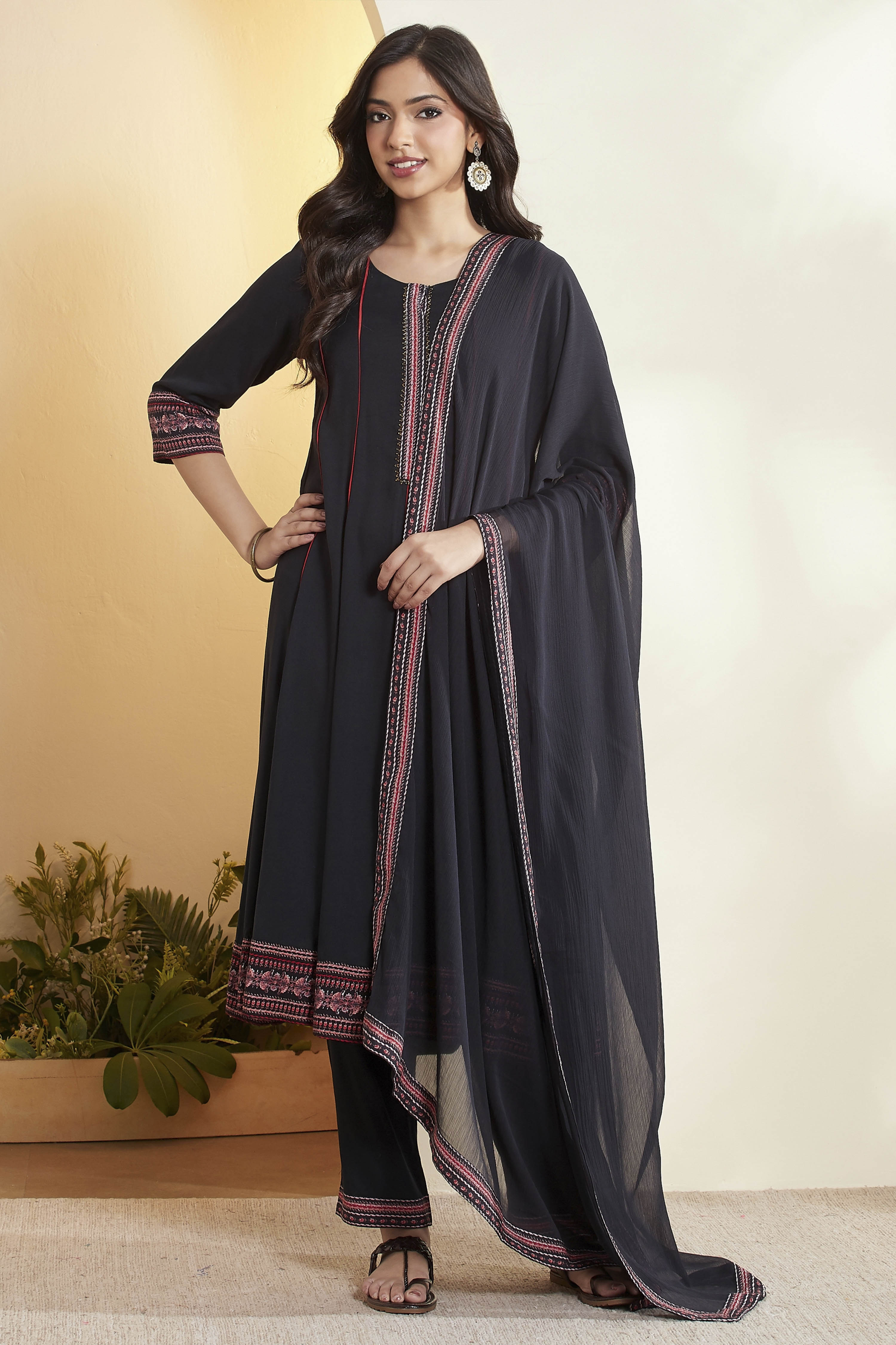 Black Viscose Rayon Kalidar Suit Set image number 7