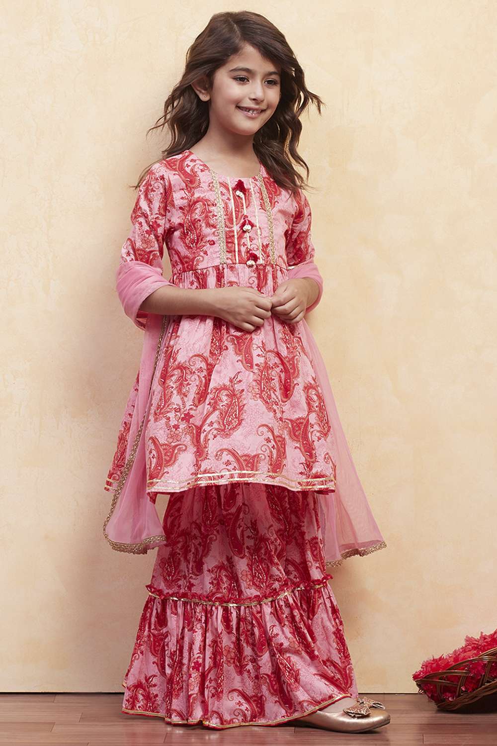 Pink Cotton Gathered Suit Set image number 0