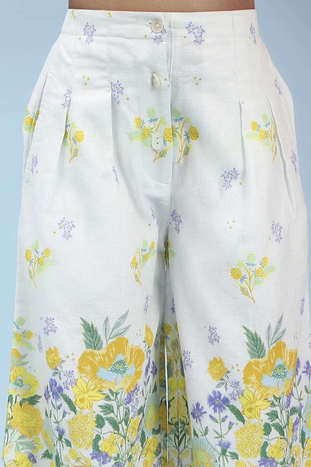 White Cotton Set image number 2