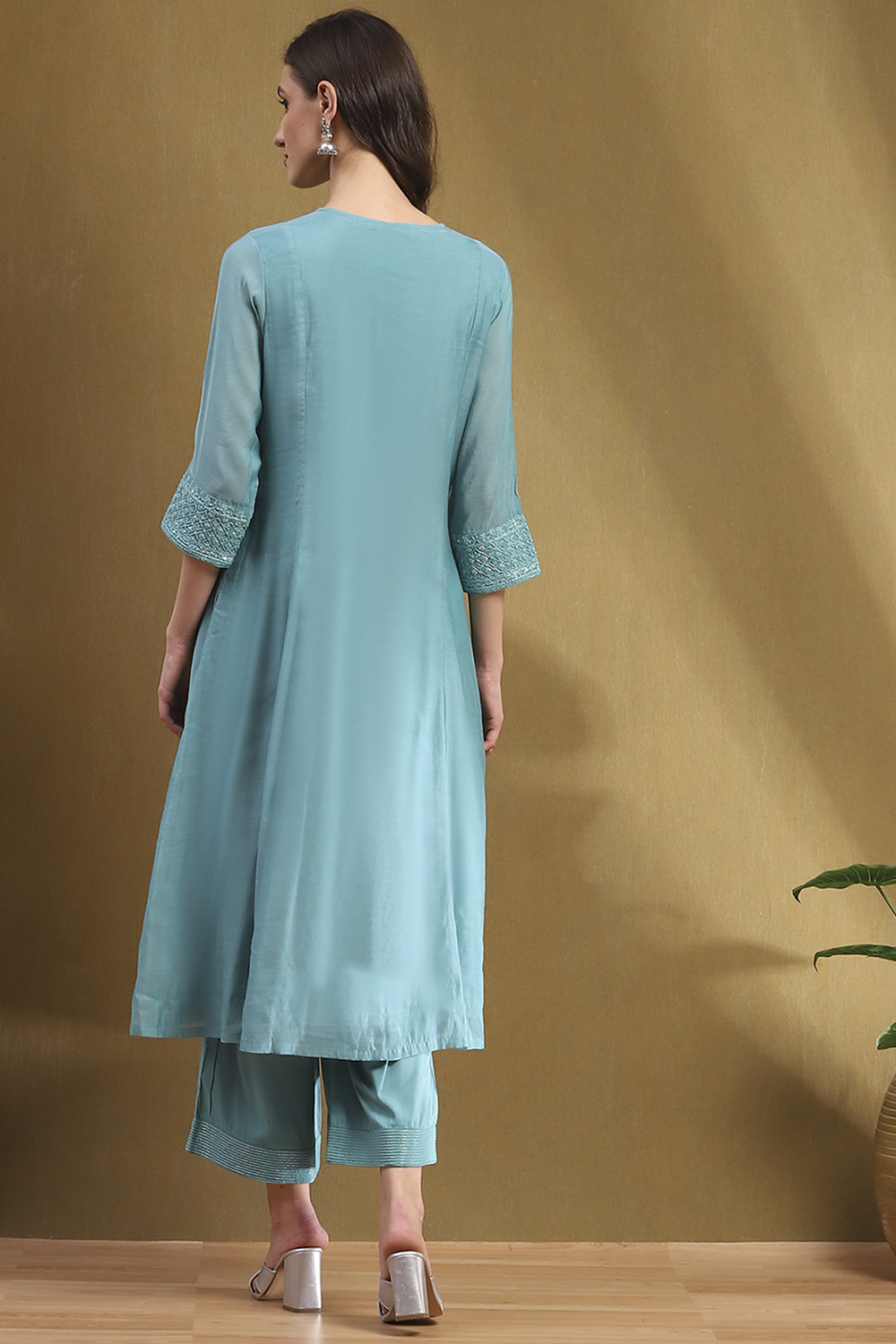 Turquoise Embroidered Festive Kalidar Suit Set image number 4