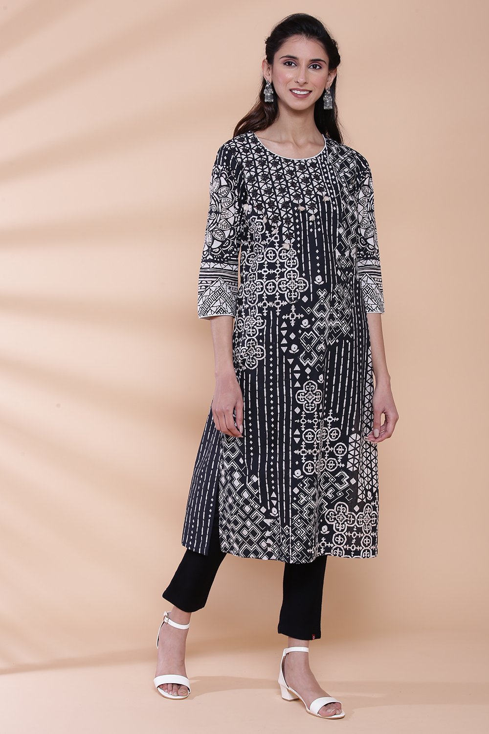 Black Cotton Straight Printed Kurta image number 3