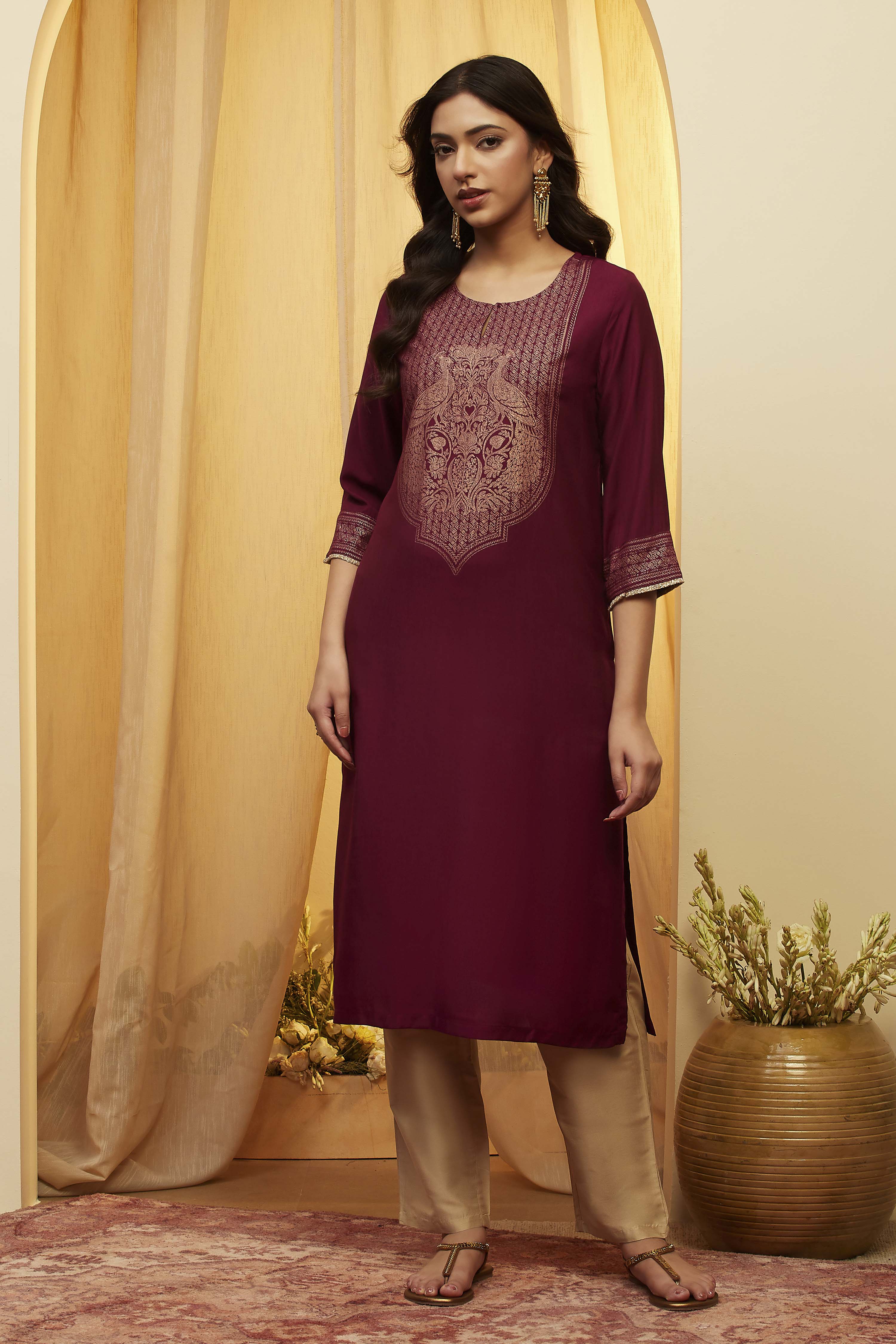 Berry Viscose Blend A Line Kurta image number 5