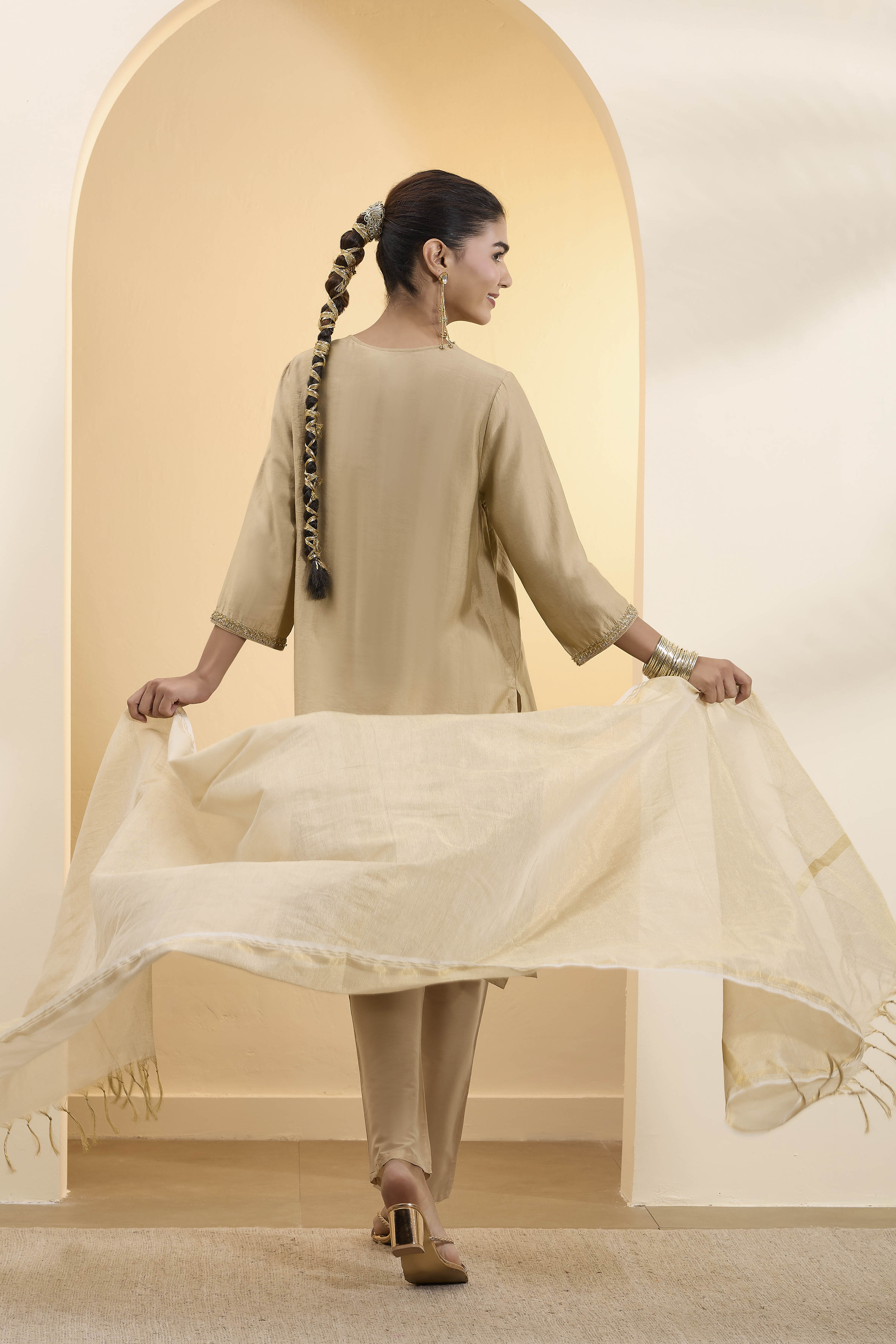 Gold Poly Zari Dupatta image number 2