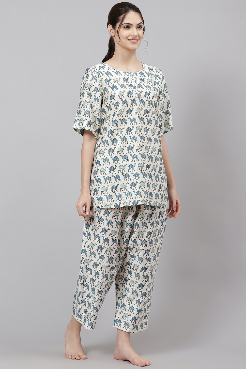 Cream Straight Cotton Three Piece Printed Sleepwear Set image number 5