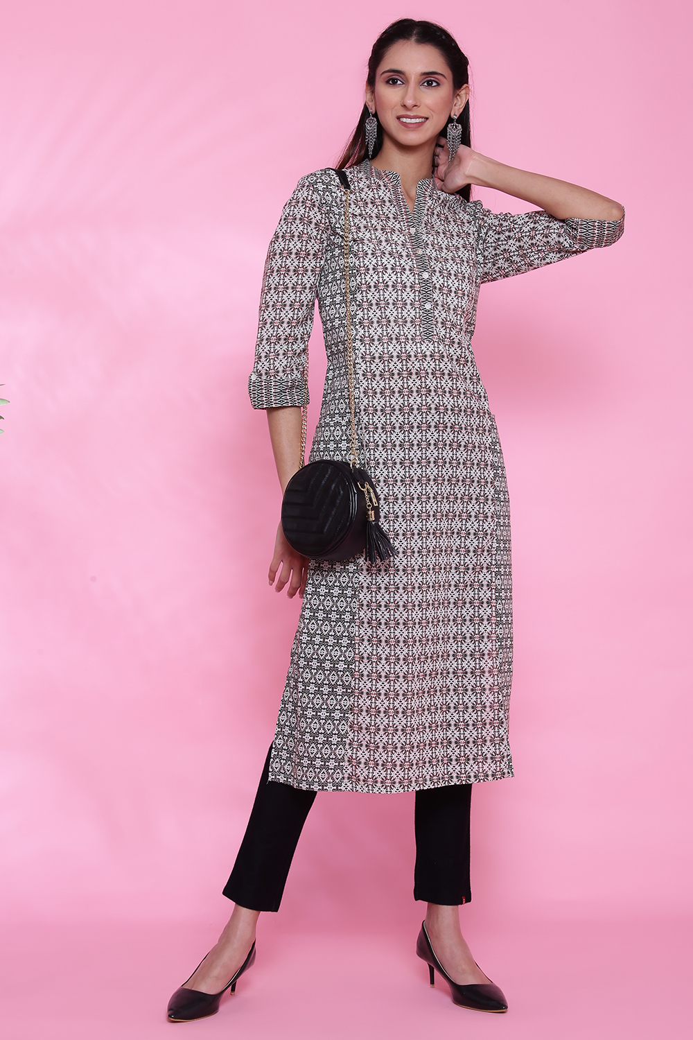 Charcoal Black Cotton Printed Kurta image number 4