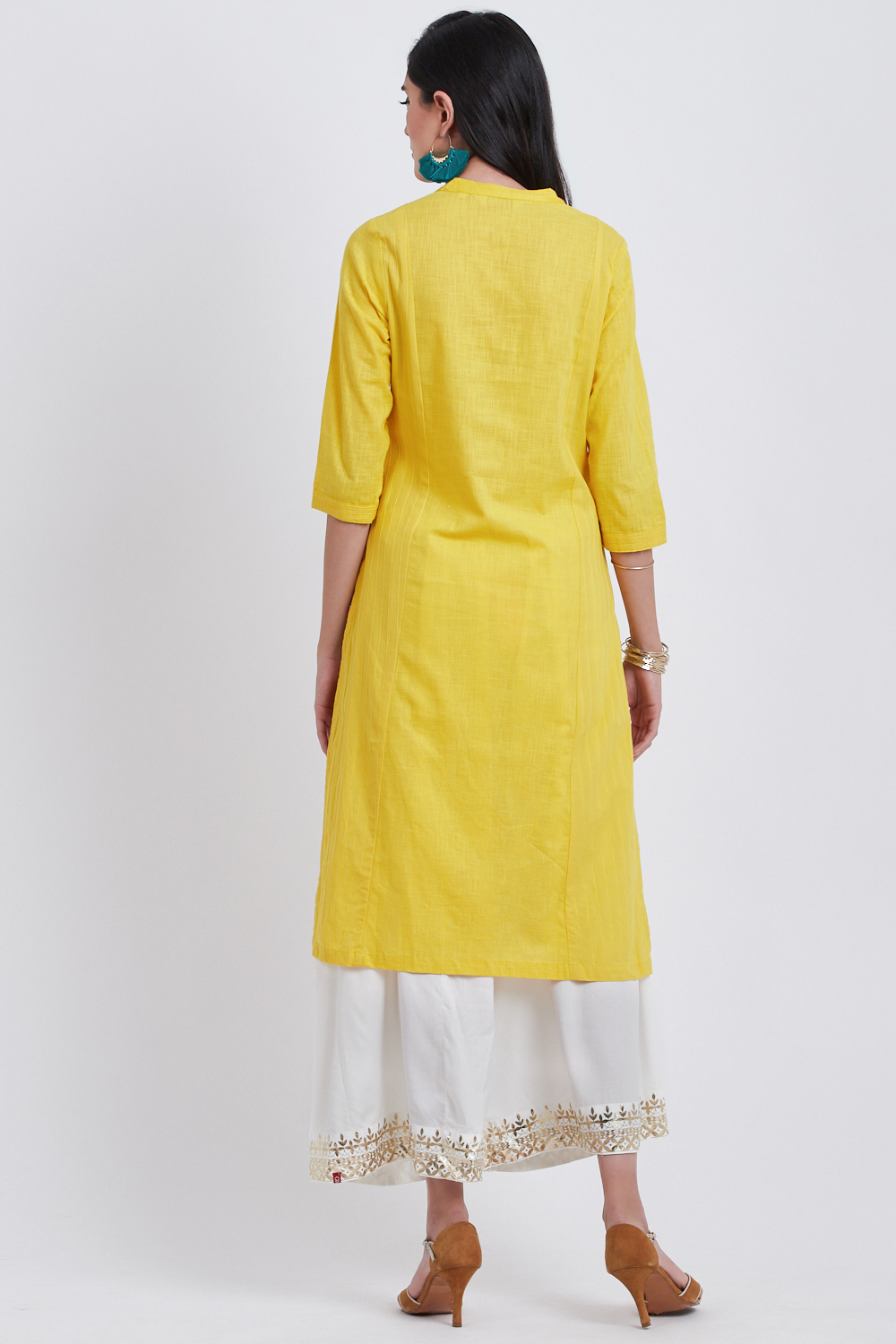 Yellow Cotton Straight Solid Kurta image number 4