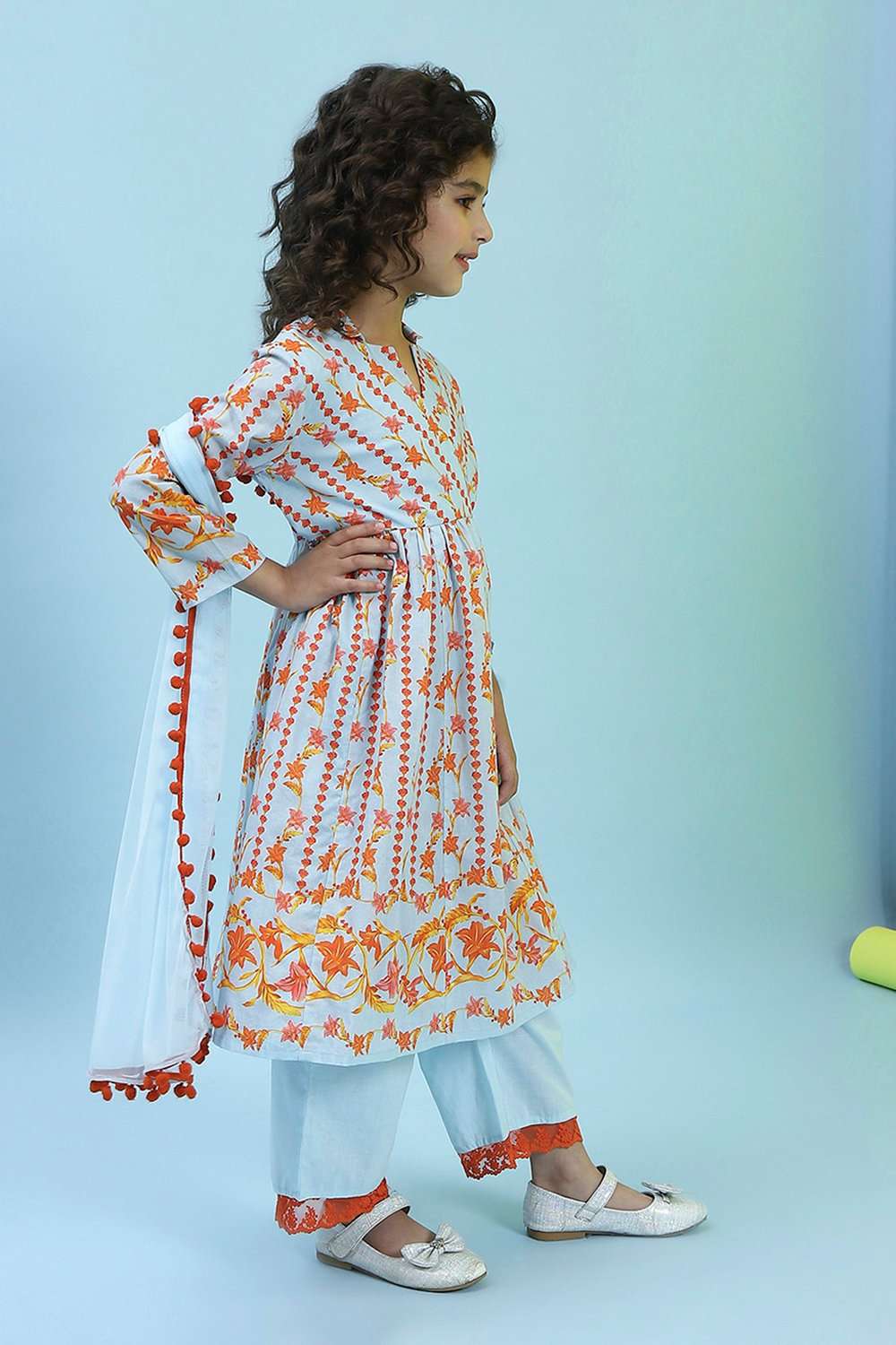 Sky Blue Cotton Front-open Suit Set image number 5