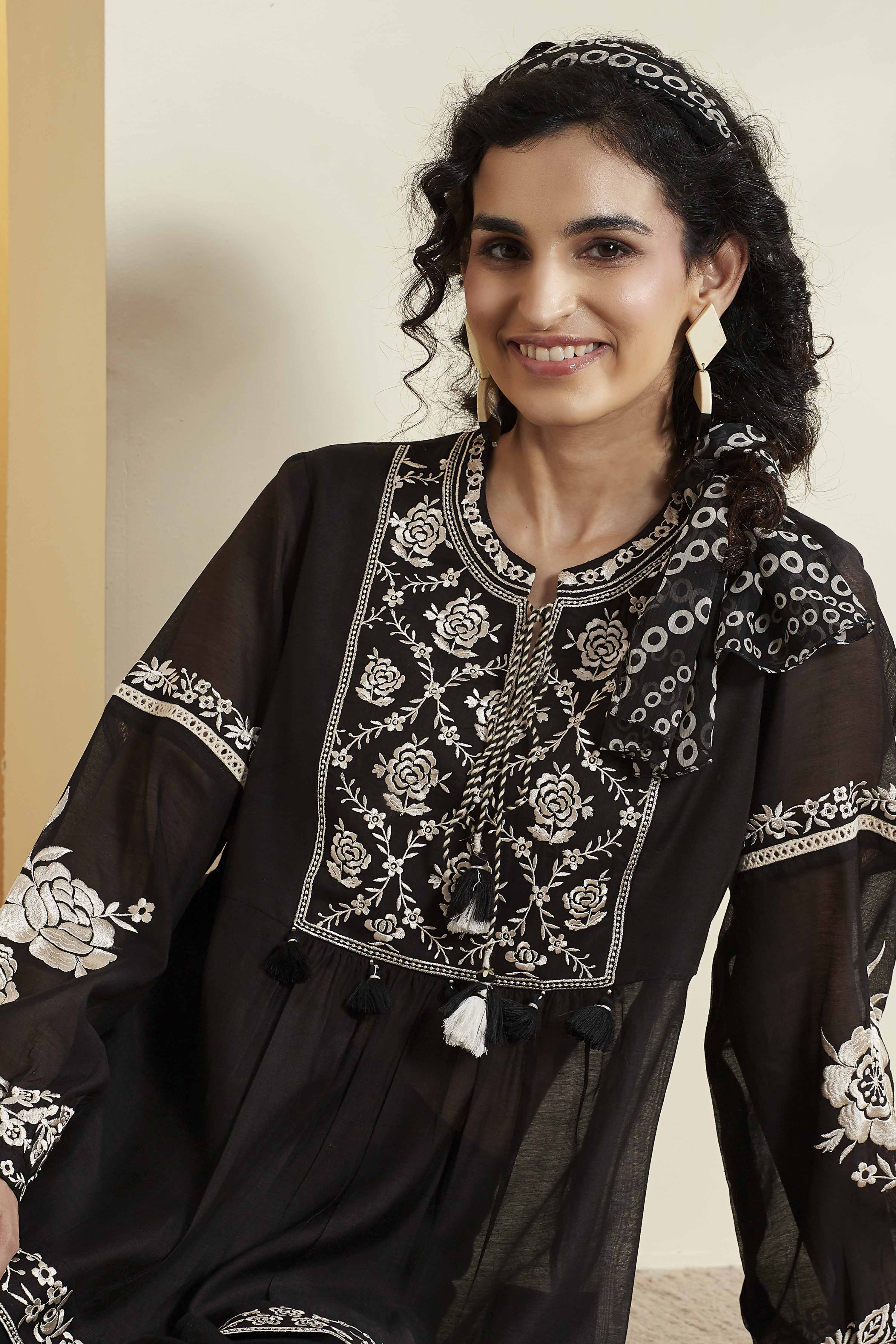 Black Cotton Silk Floral Embroidered Kurti image number 1