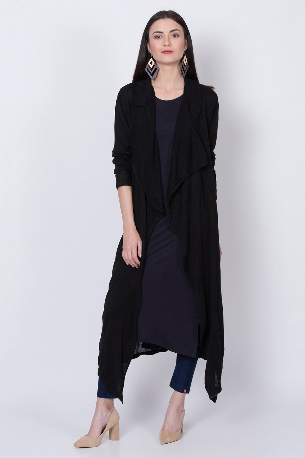 Black Woolen Front Open Solid Shrug image number 0