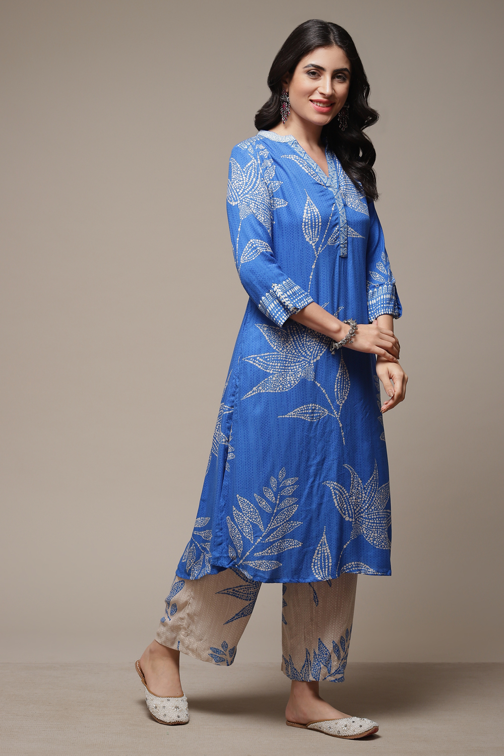 Blue LIVA Straight Printed 2 Piece Set image number 4