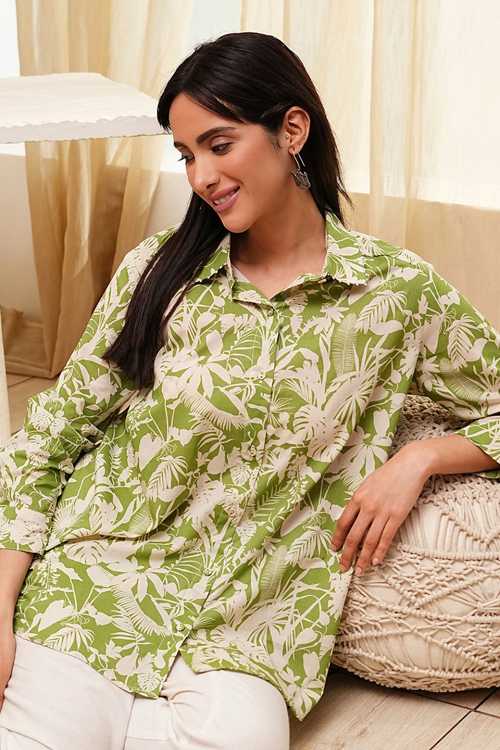 Natural Green Straight Shirt image number 6