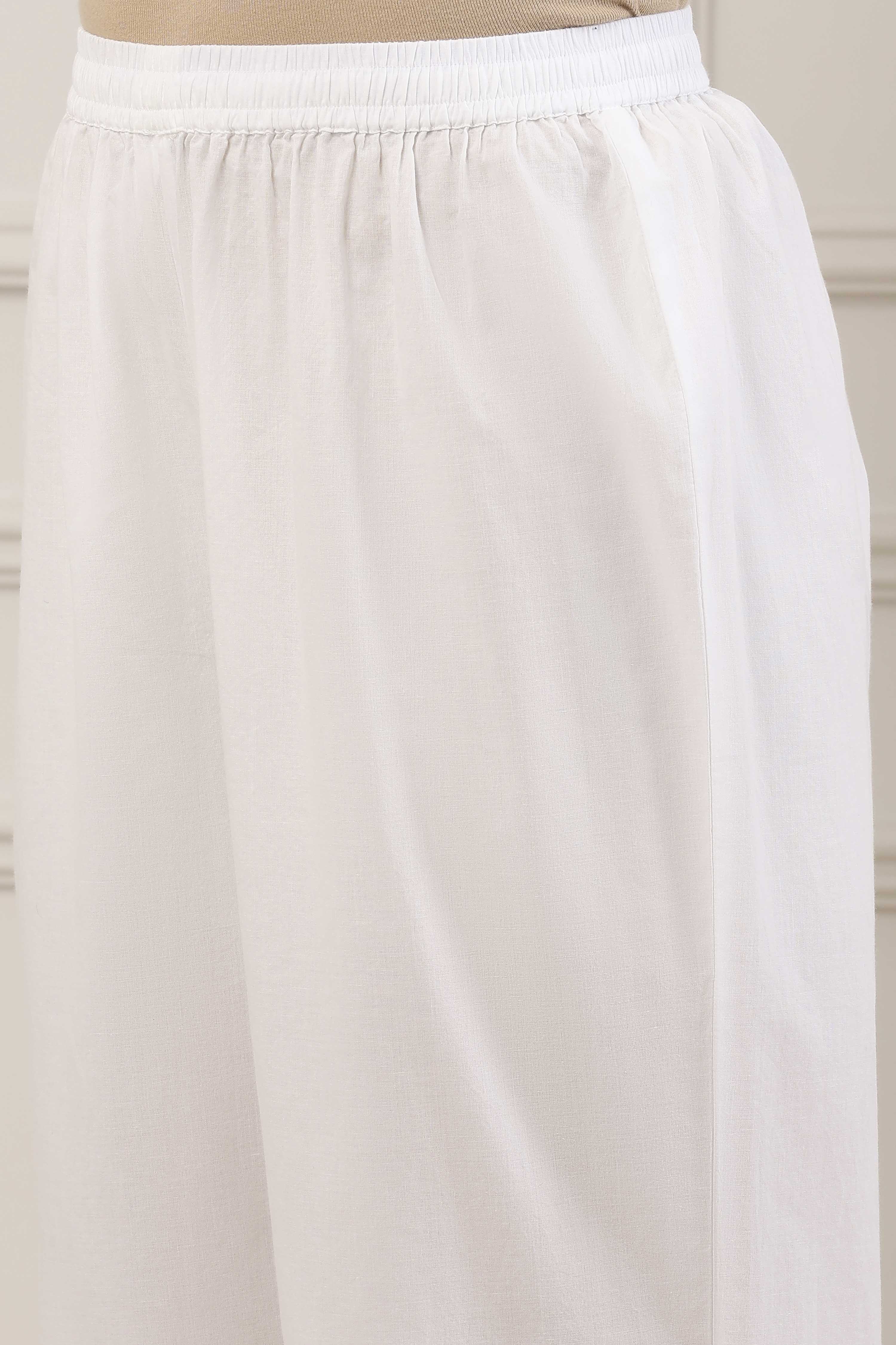 White Cotton Schiffli Embroidered Straight Suit Set image number 2