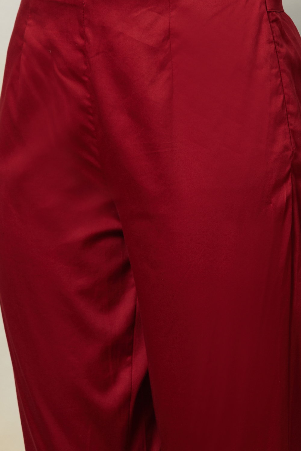 Maroon Poly Viscose Straight Kurta Slim Pant Suit Set image number 3