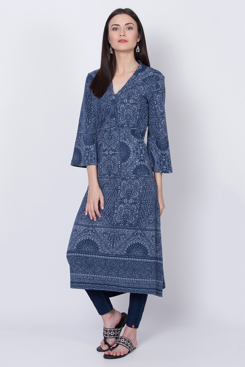 Indigo Poly Cotton Straight Yarndyed Kurta image number 3