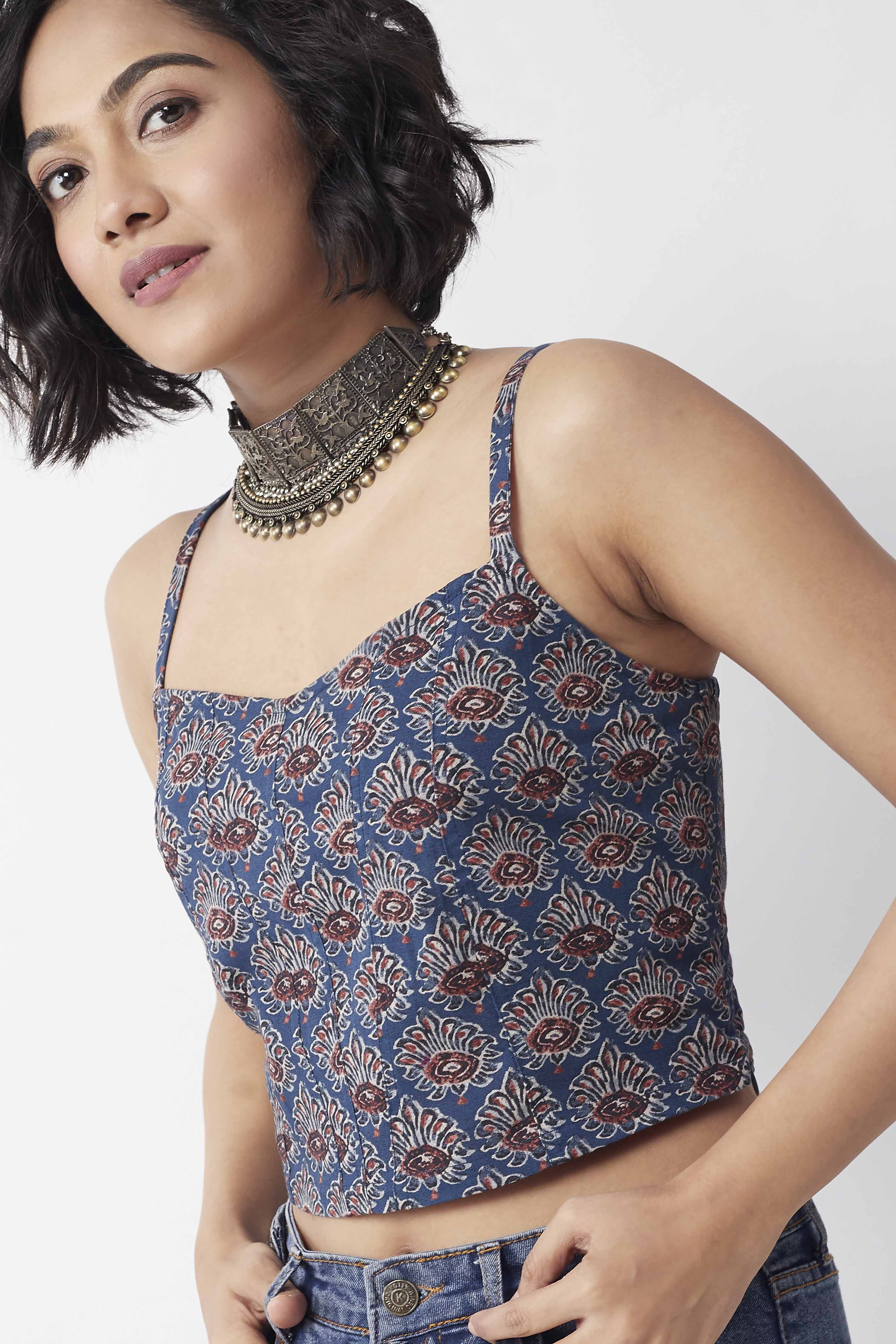Navy Blue Cotton Floral Printed Fitted Crop Top image number 1