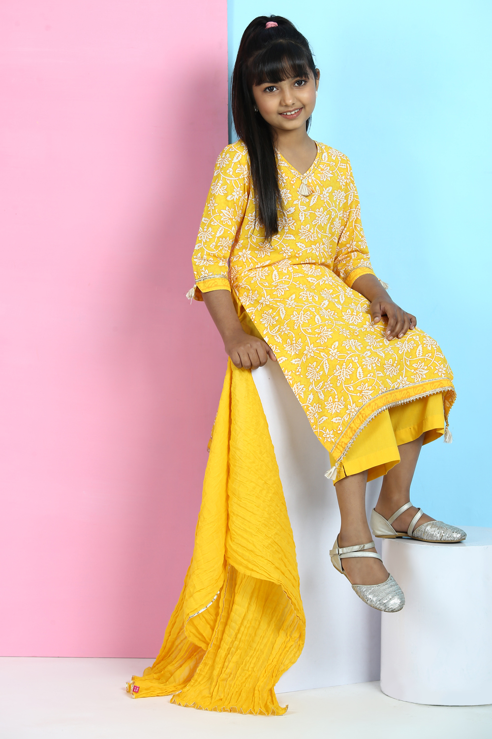 Yellow Cotton A-Line Straight Kurta Palazzo Suit Set image number 4