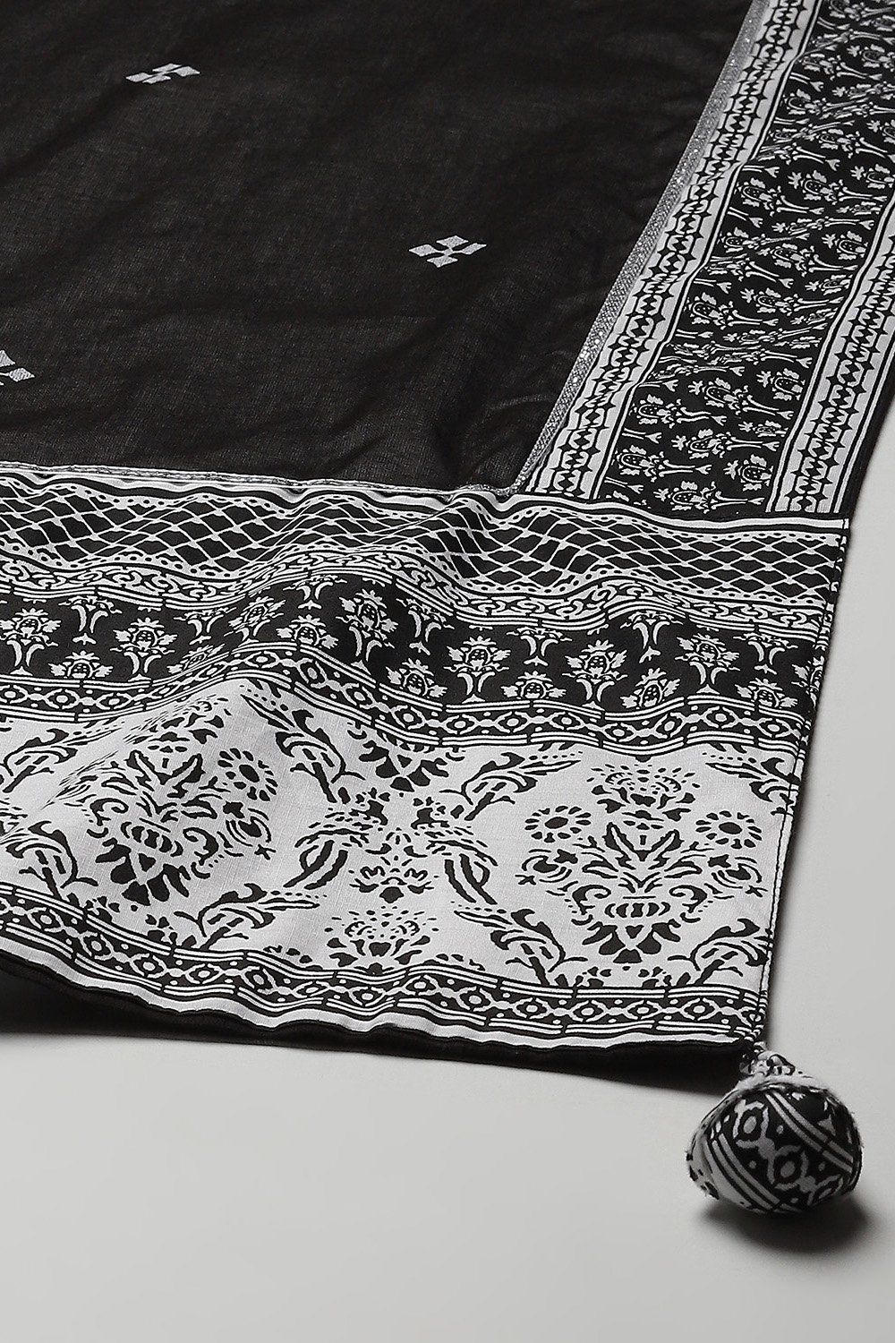 Black Cotton Anarkali Kurta Churidar Suit Set image number 3