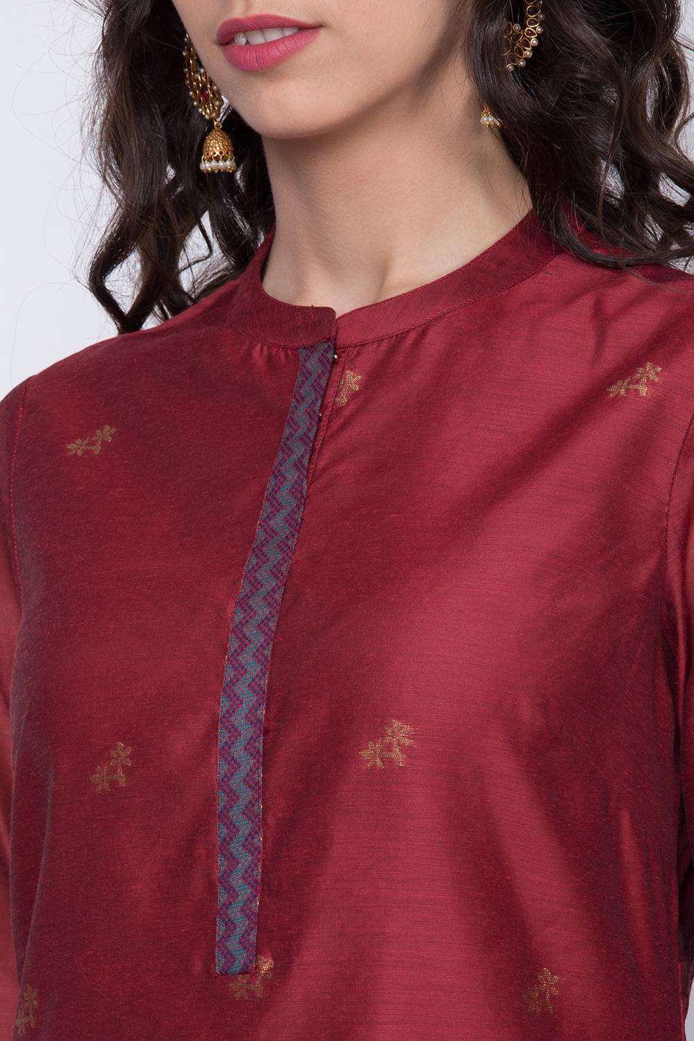 Maroon Straight Kurta Churidar Suit Set image number 1