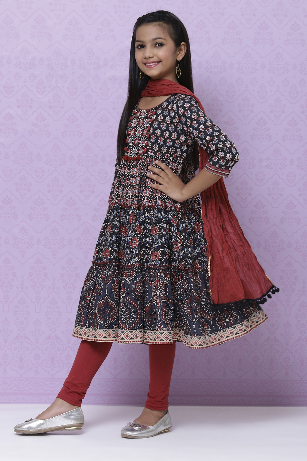 Charcoal And Rust Cotton Girls Kurta Churidar Suit Set image number 5