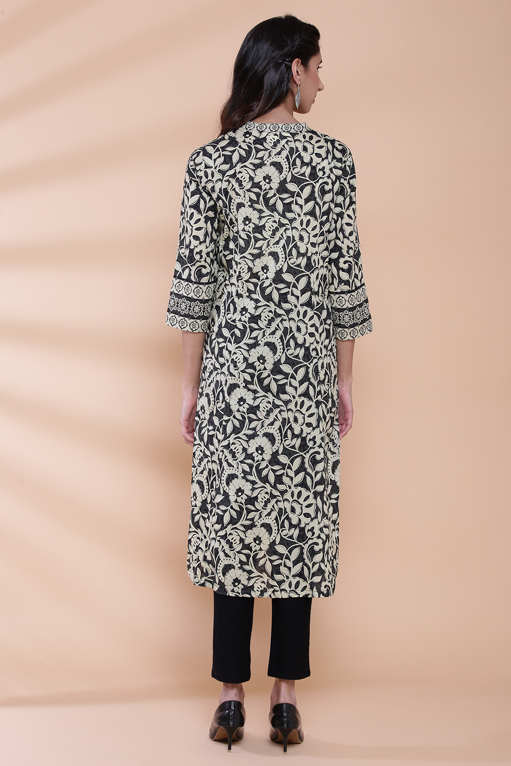 Black Cotton A-Line Printed Kurta image number 5