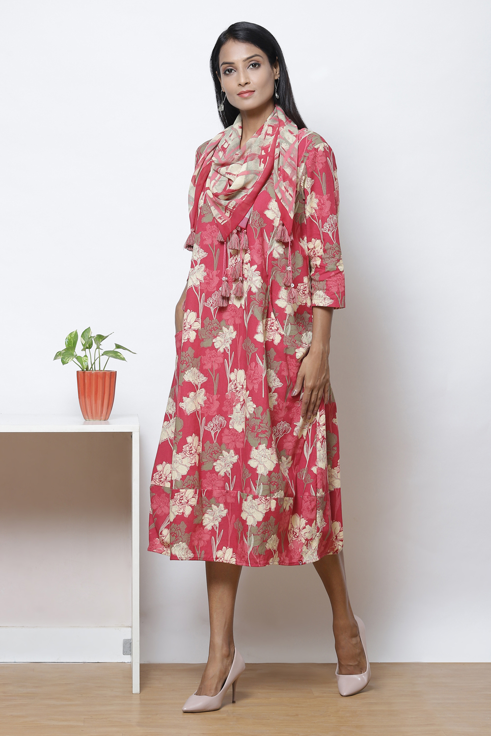 Lavender Straight Cotton Flax Printed Kurta image number 3