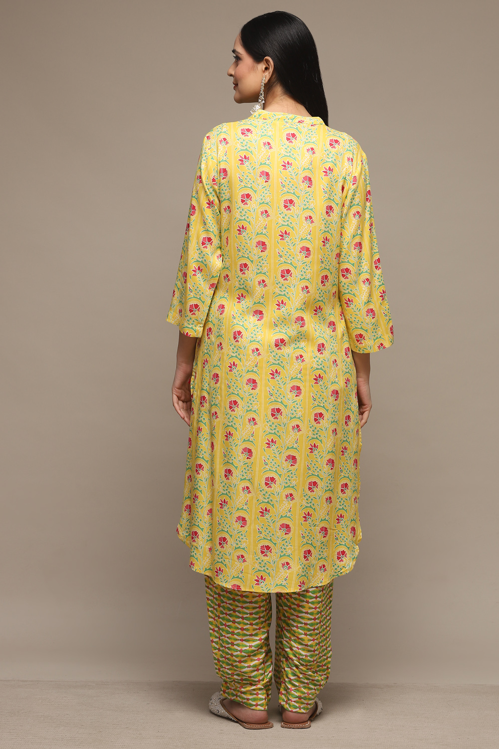 Yellow Rayon Straight Kurta Pant Suit Set image number 4