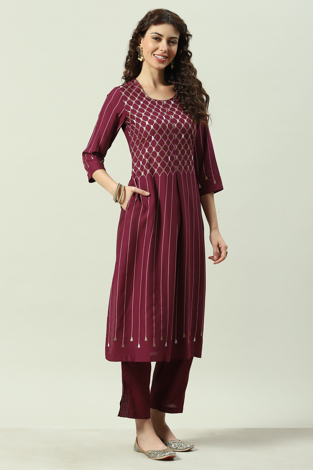 Plum Printed Rayon Straight Kurta Regular Pant Suit Set image number 5