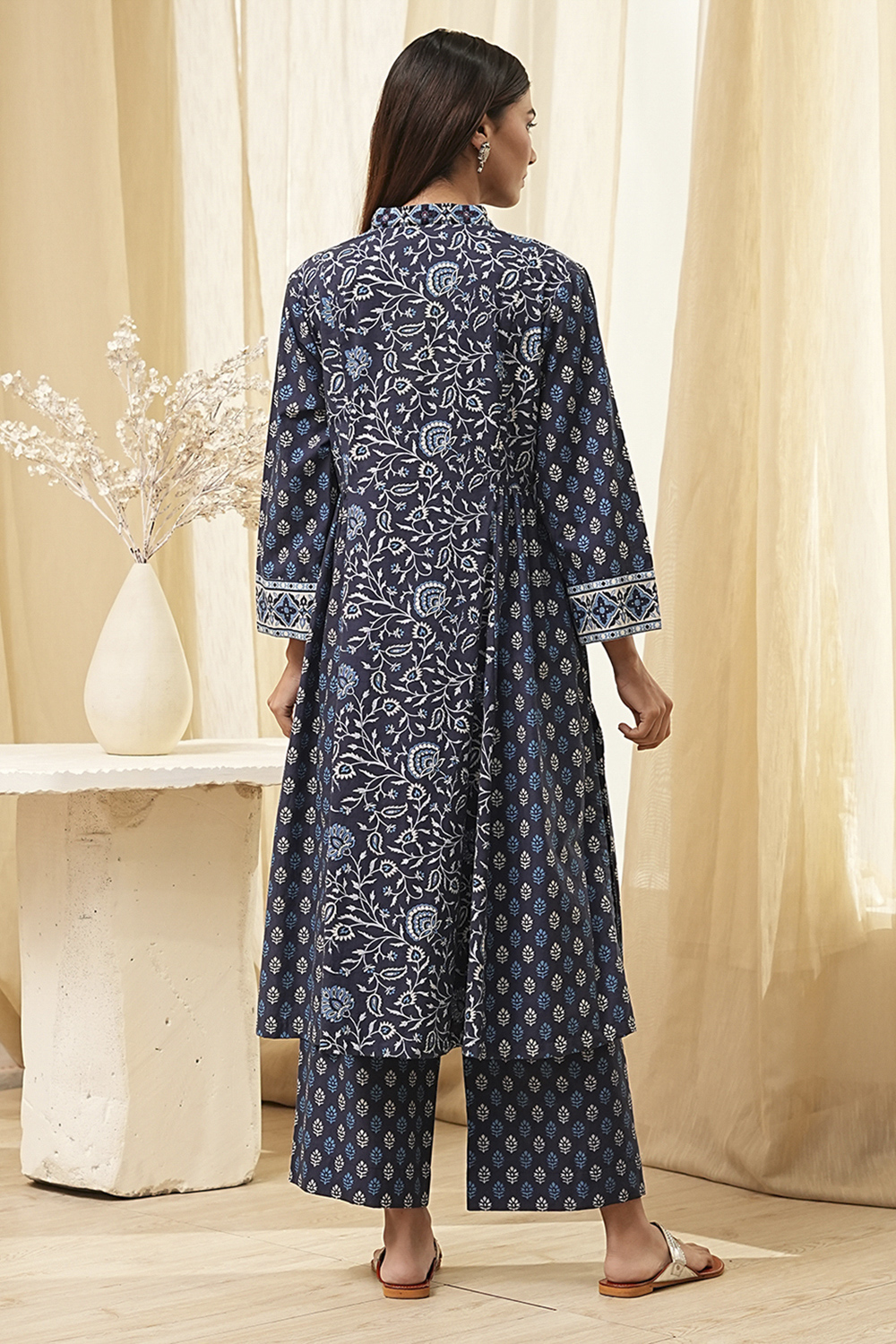 Indigo Pure Cotton Straight Suit Set image number 4
