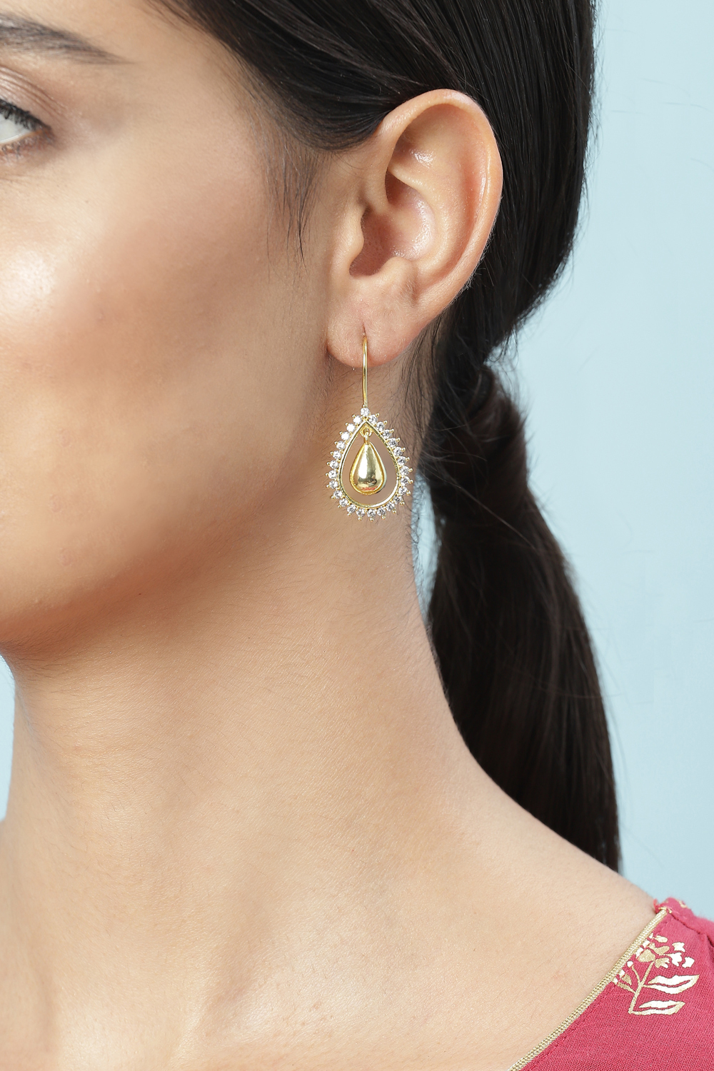 Gold Brass Earrings image number 1