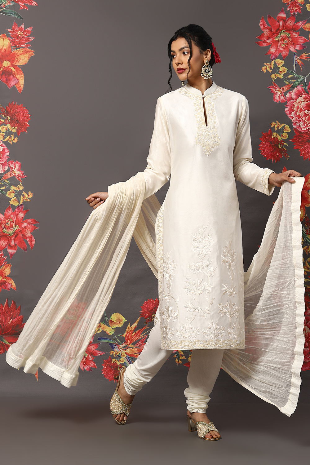 Rohit Bal Off White Cotton Blend Straight Kurta Suit Set image number 6