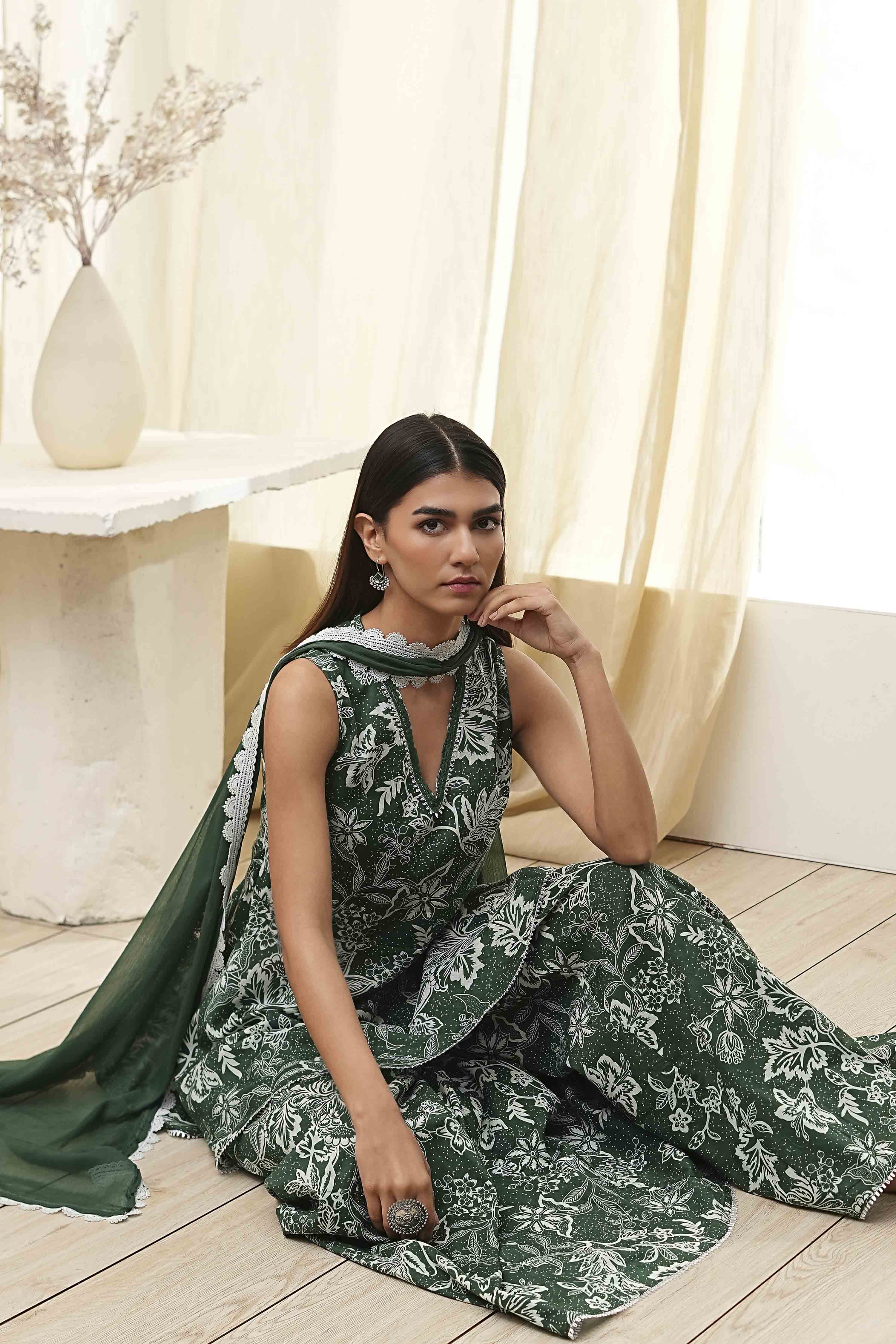 Green Cotton Floral Peplum Suit Set image number 0