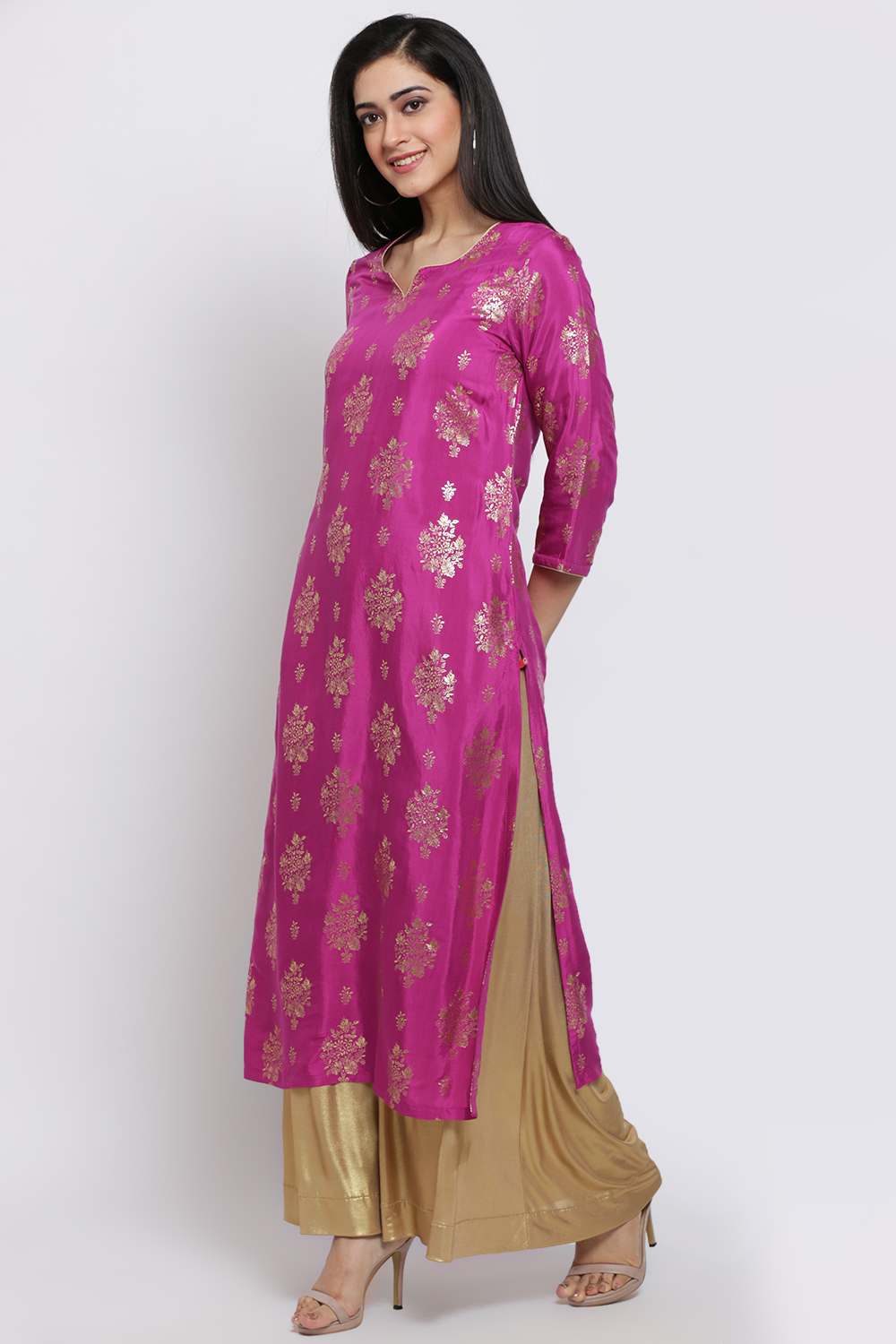 Magenta Viscose Straight Printed Kurta image number 3