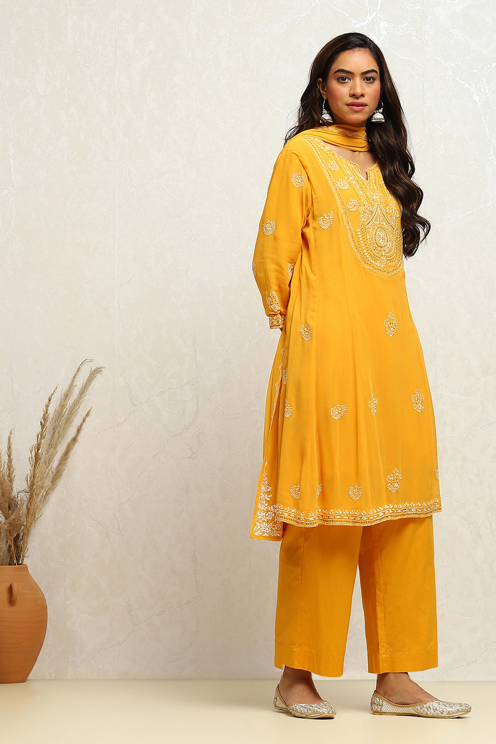 Pink Embroidered Kalidar Suit Set image number 5