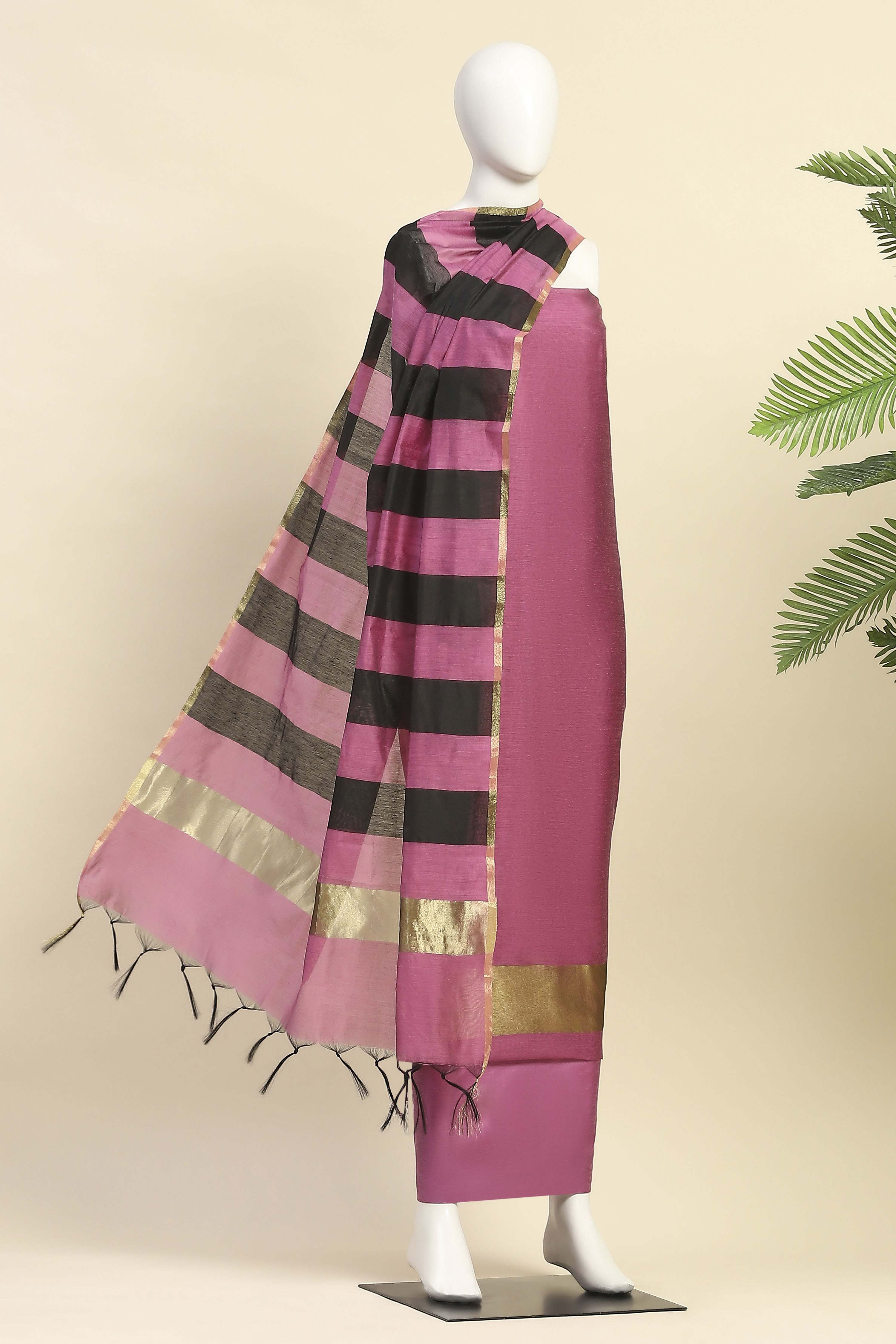 Onion Pink Cotton Unstitched Suit Set image number 4