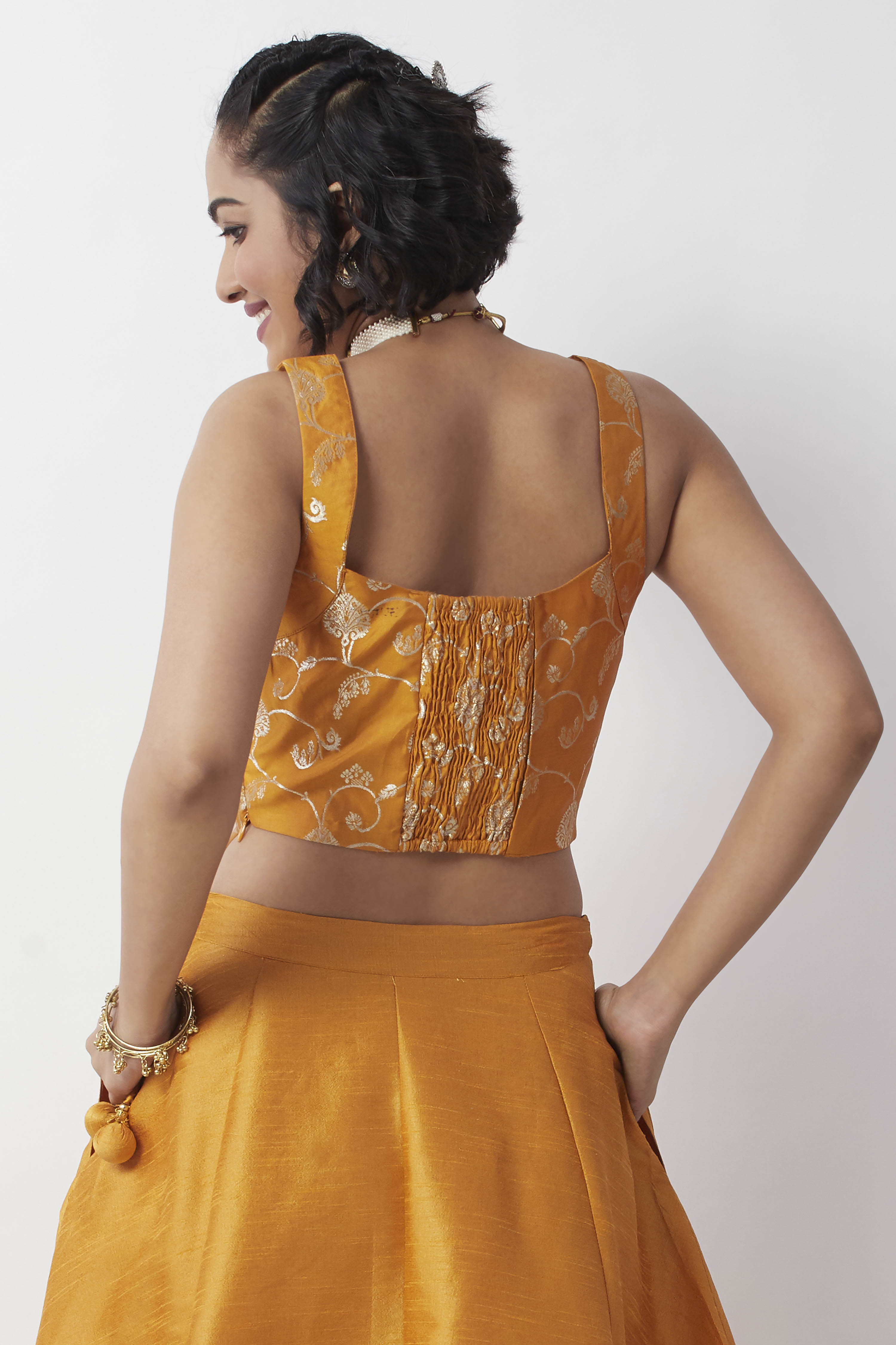 Mustard Yarndyed Fitted Sleeveless Top image number 5