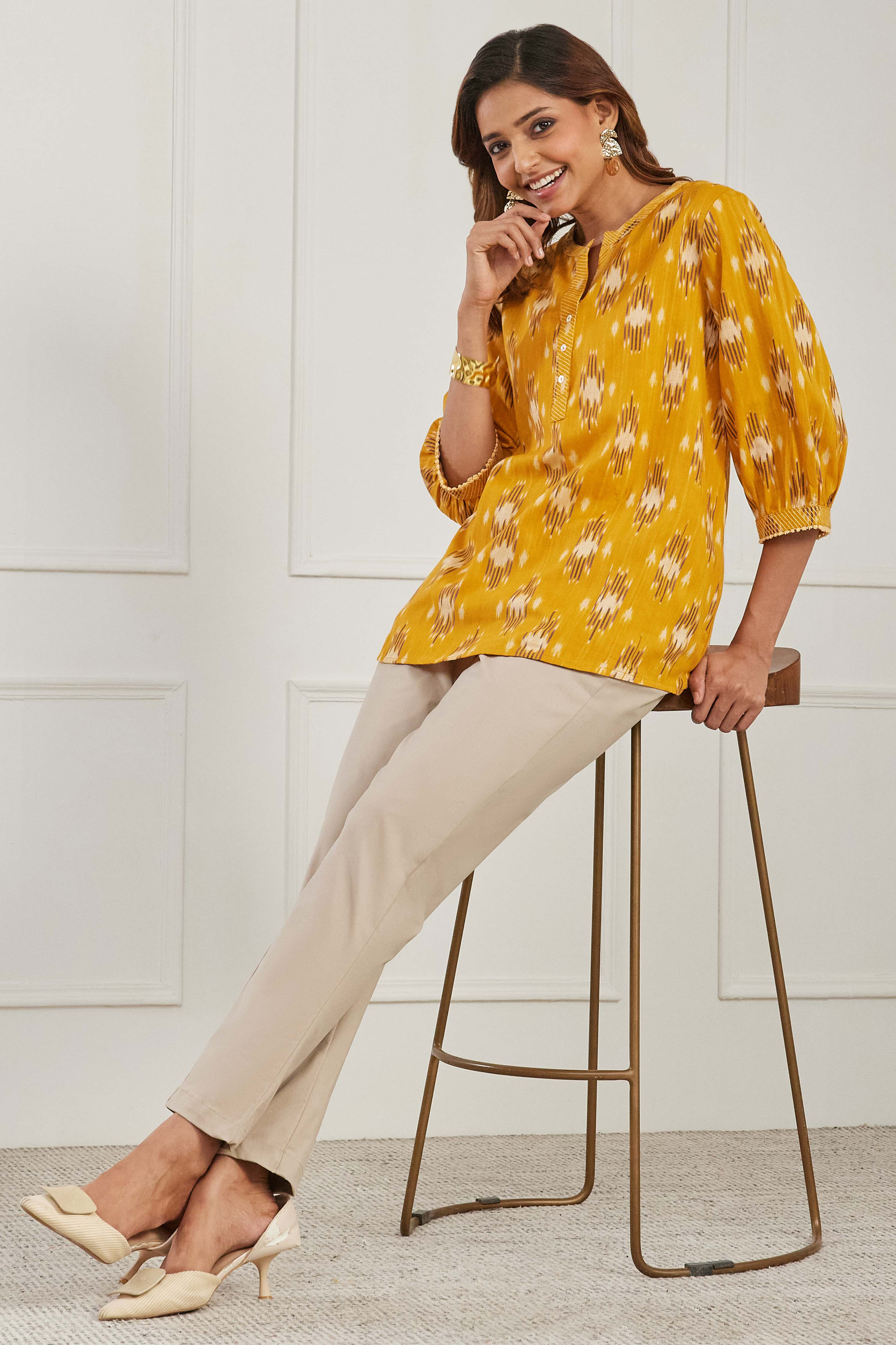 Yellow Cotton Straight Kurta image number 0