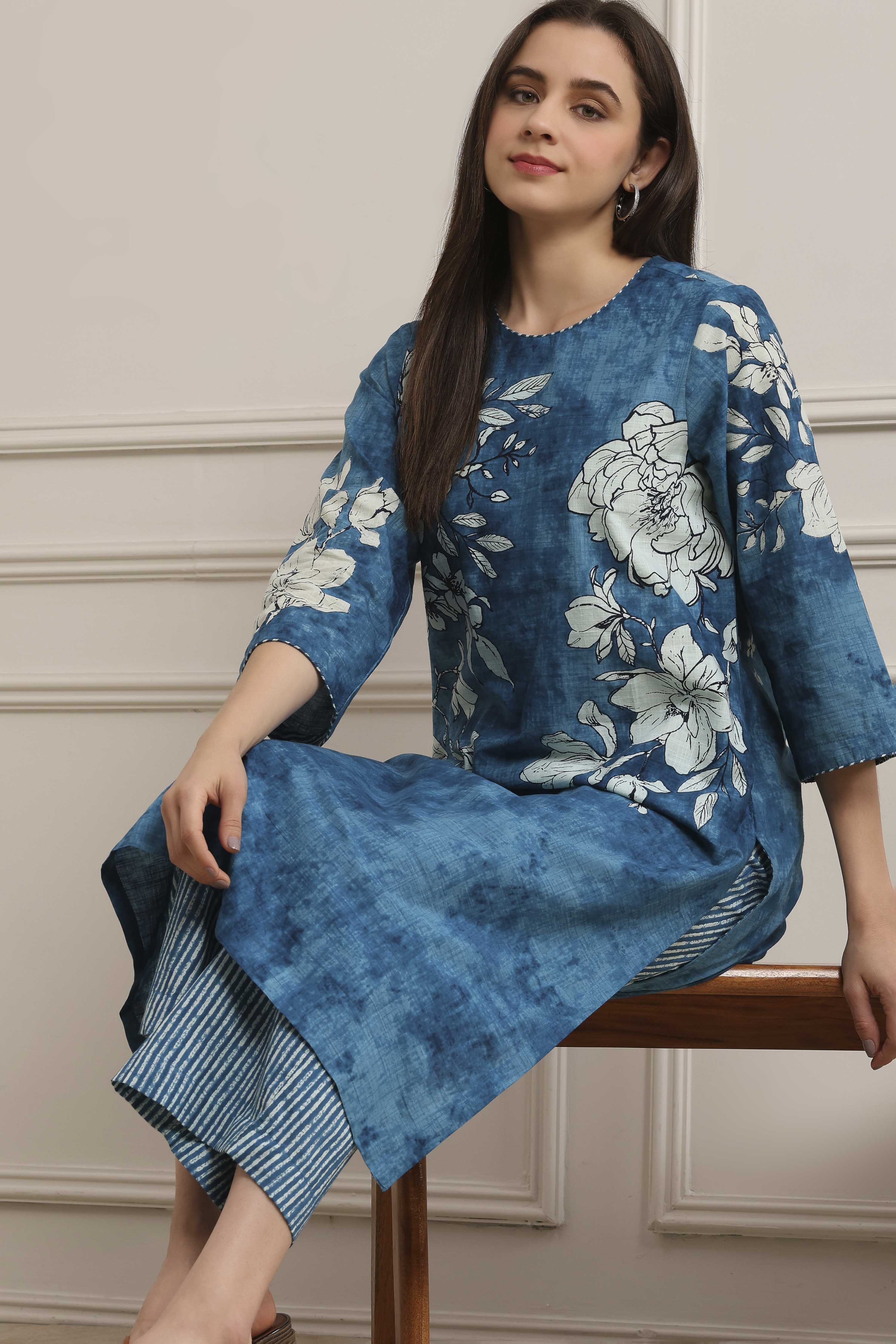 Indigo Blue Cotton Floral Straight Kurta Set image number 7