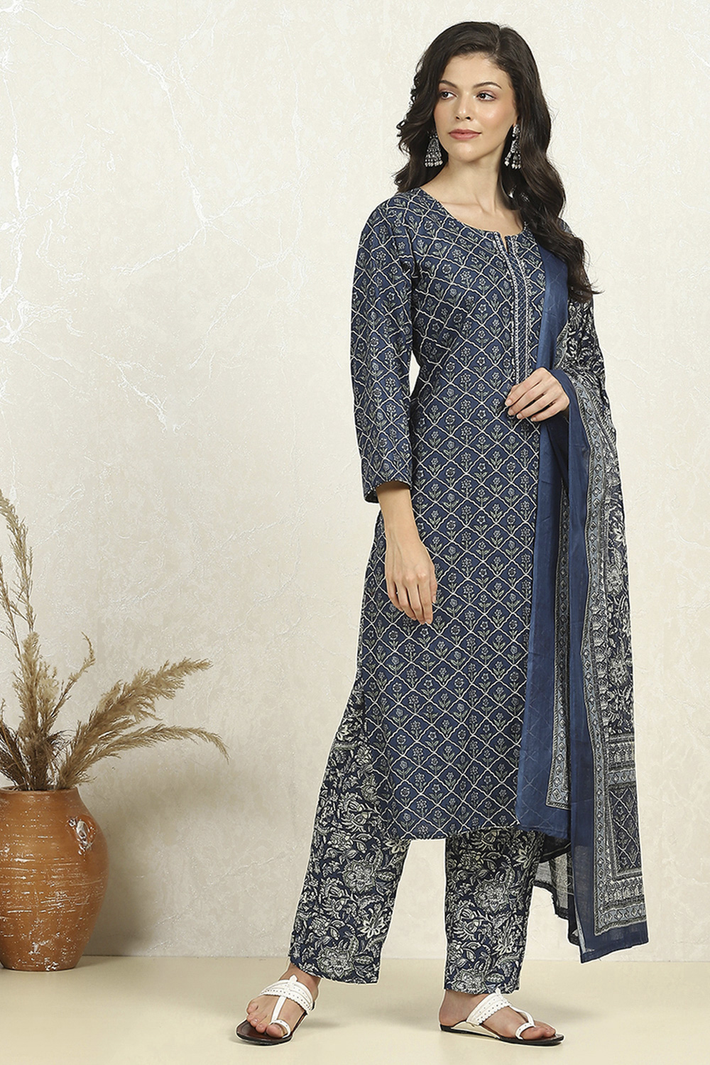 Blue Cotton Unstitched Suit Set image number 6