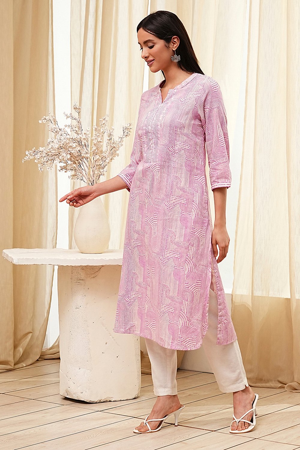 Yellow Cotton Printed Straight Kurta image number 1