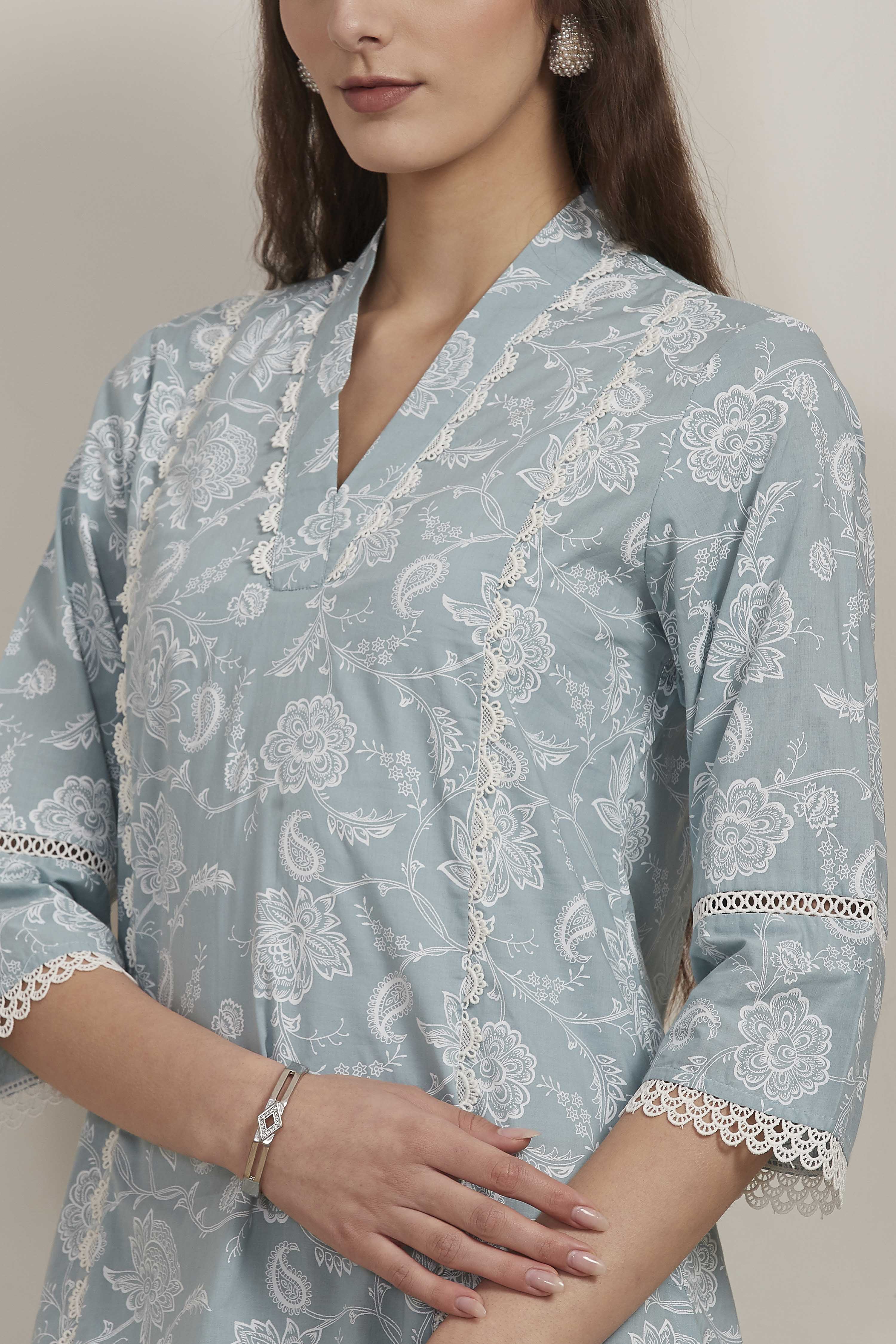 Blue Cotton Straight Kurta image number 1