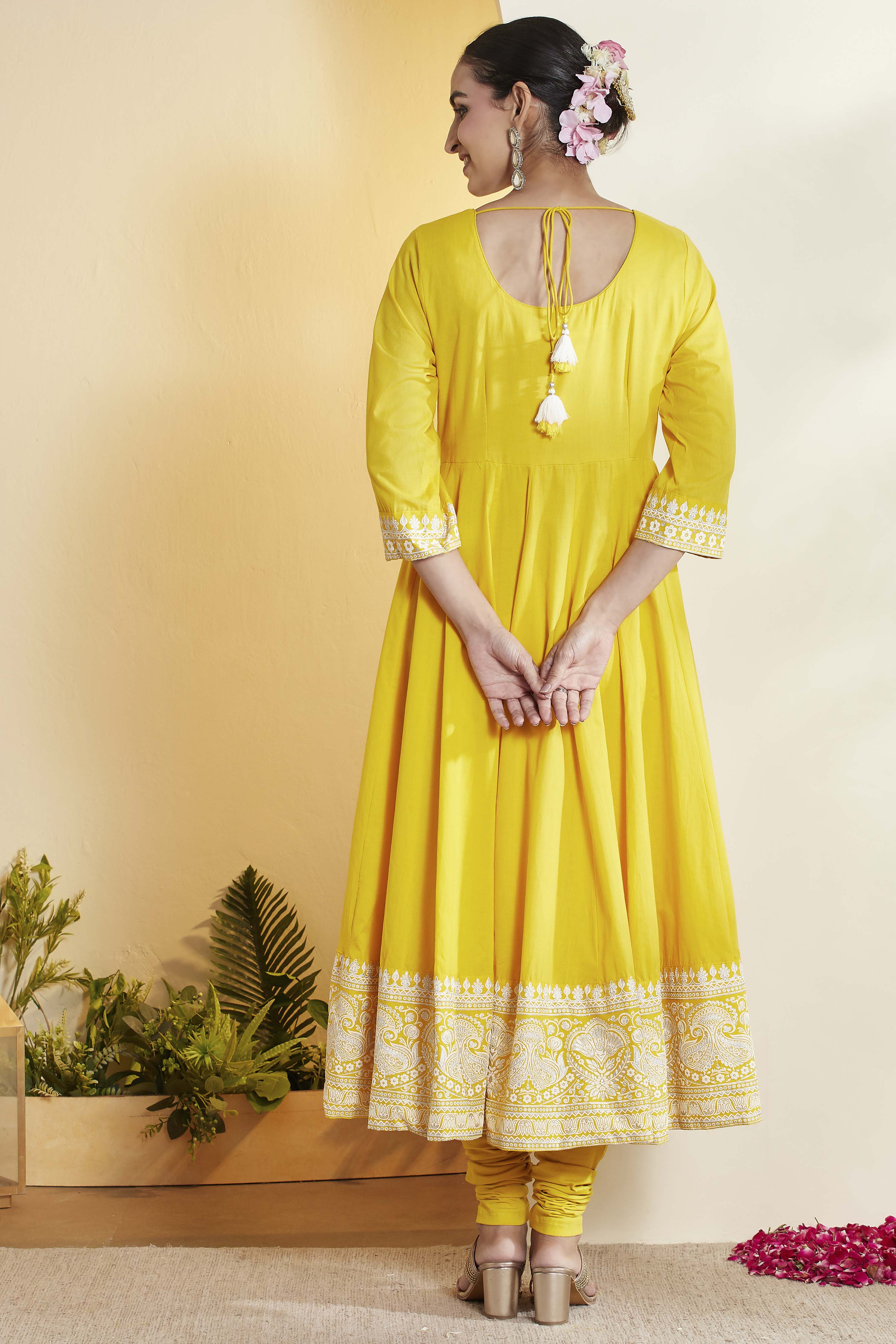 Yellow Cotton Floral Printed Anarkali Kurta Set image number 6