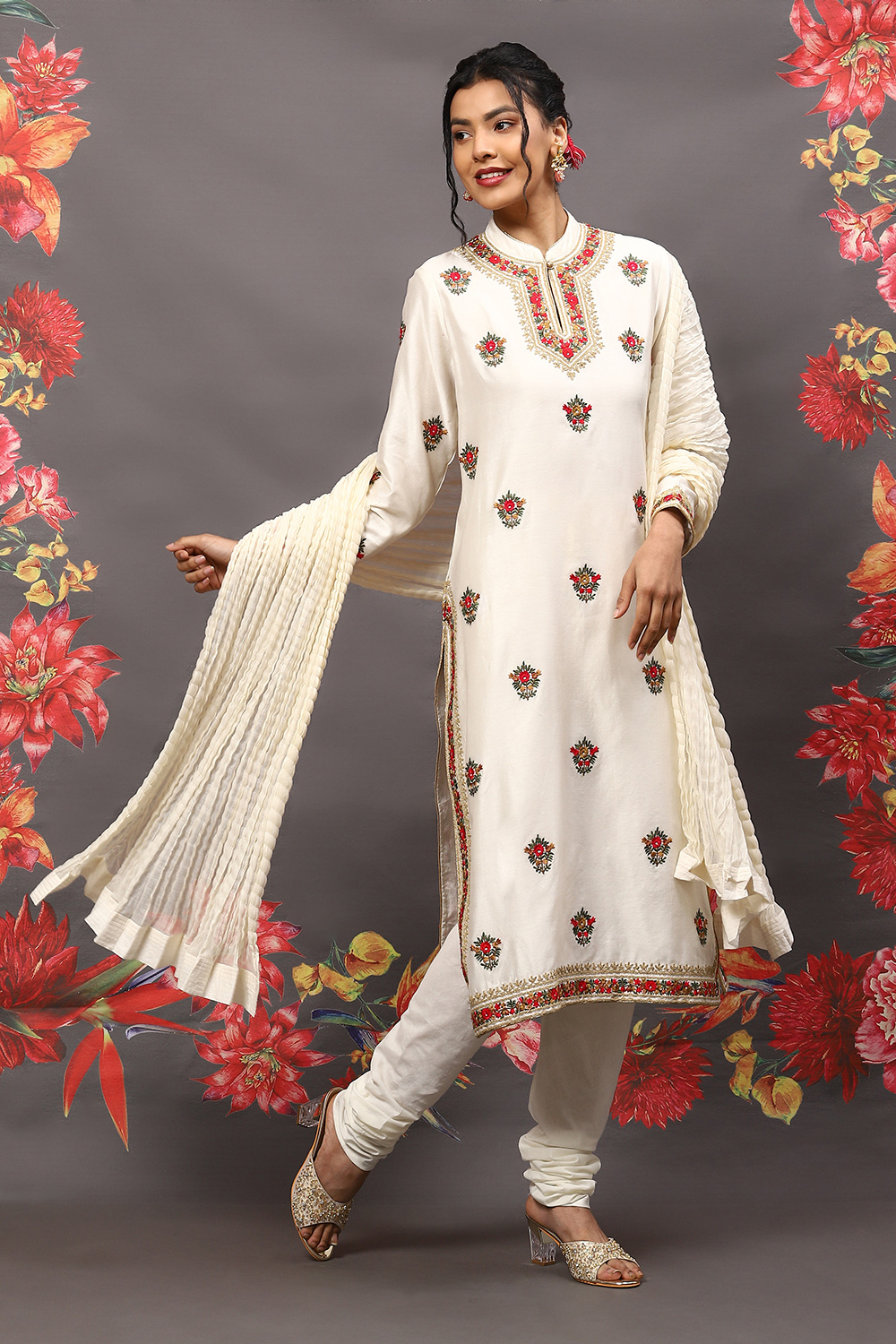 Rohit Bal Off White Cotton Blend Straight Kurta Suit Set image number 6